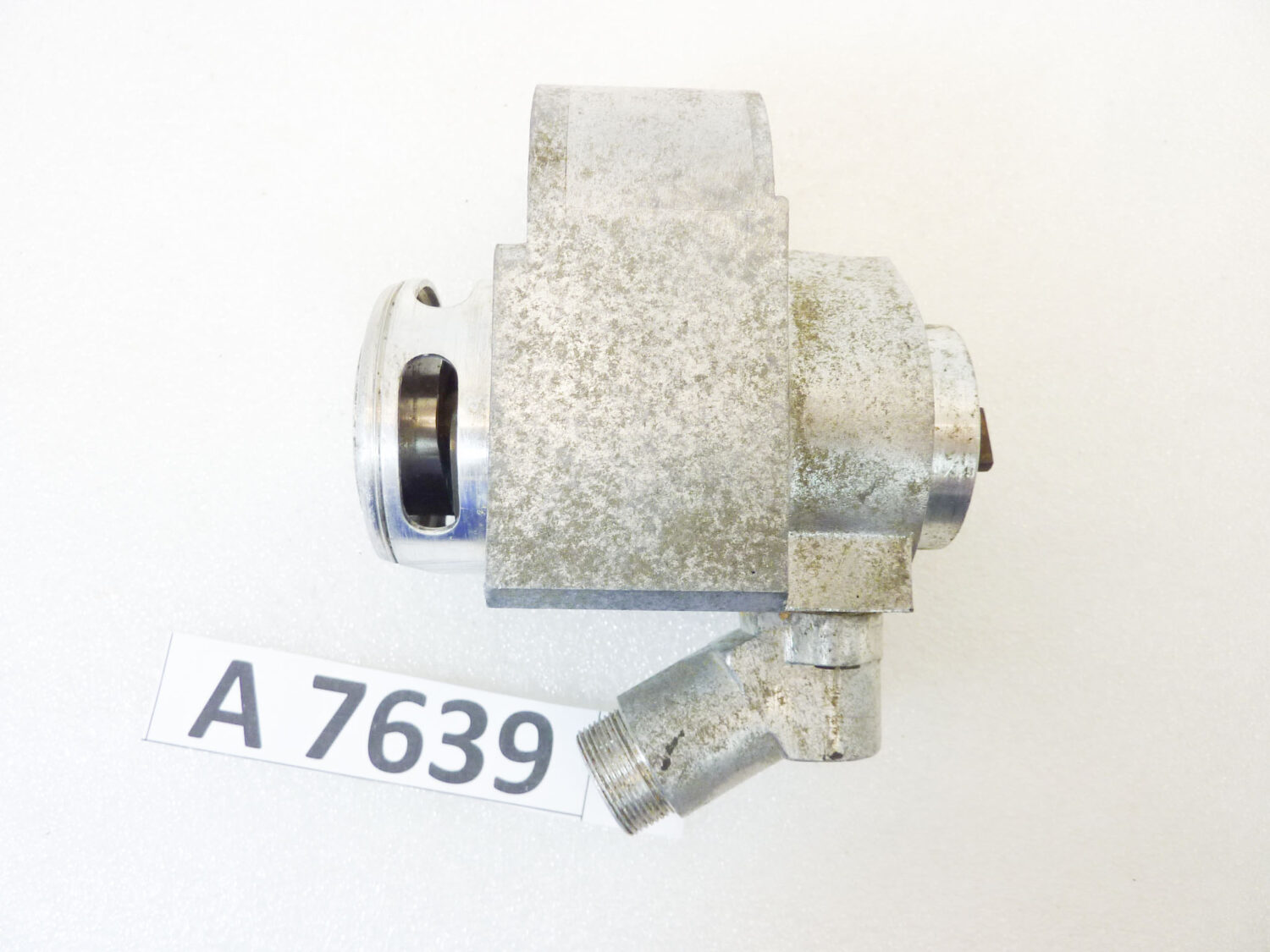 Magnete Magneti Marelli cod 1042962 - non testato, come da foto - immagine 3