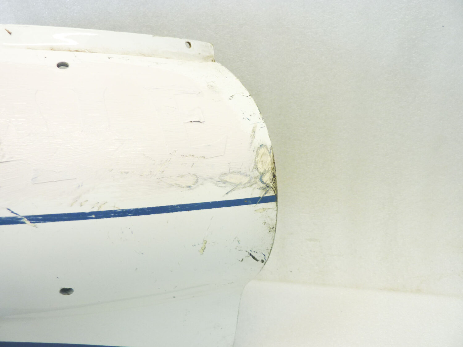 Carena anteriore Guzzi 850 T3 scudo polizia - idropittura lavabile, oggetto ad uso collezionistico in ambito privato - vedi foto per difetti - immagine 7