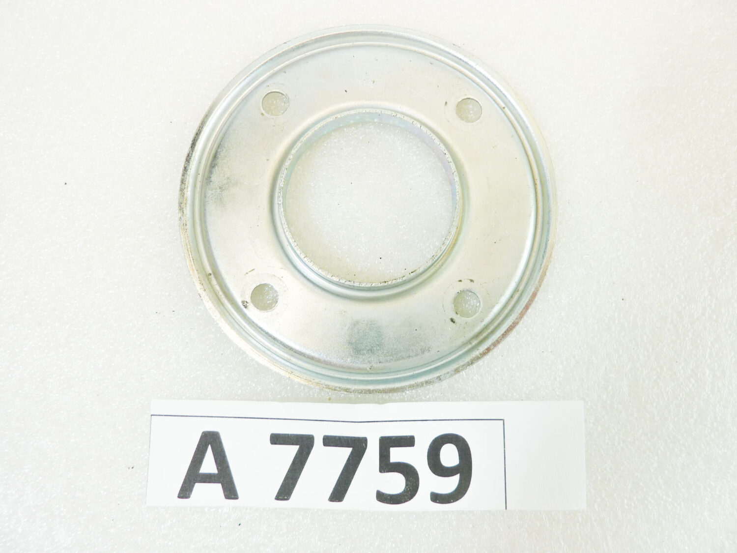 Disco parastrappi Guzzi cod 41335200 dam est 95,2 mm diam int 41,6 mm nuovo fondo di magazzino