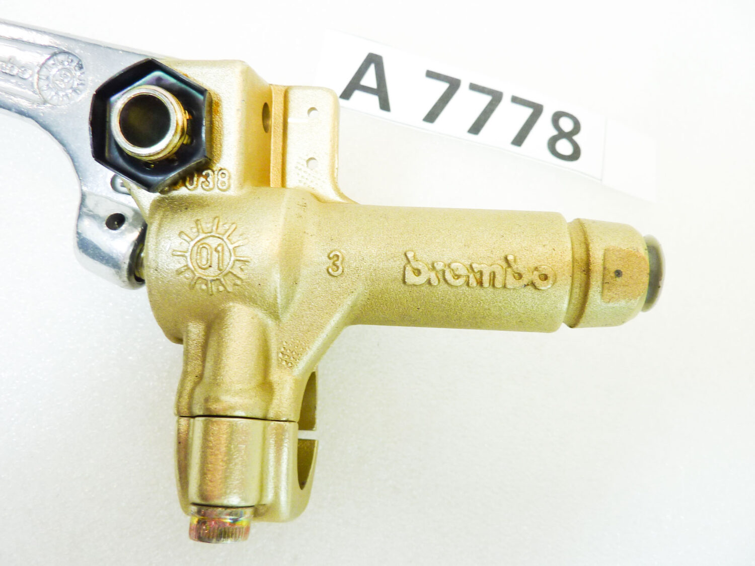 Pompa frizione Brembo Oro cod 2C02 105038 pistoncino dritto tipo Ducati 748 998 nuovo fondo di magazzino - immagine 2