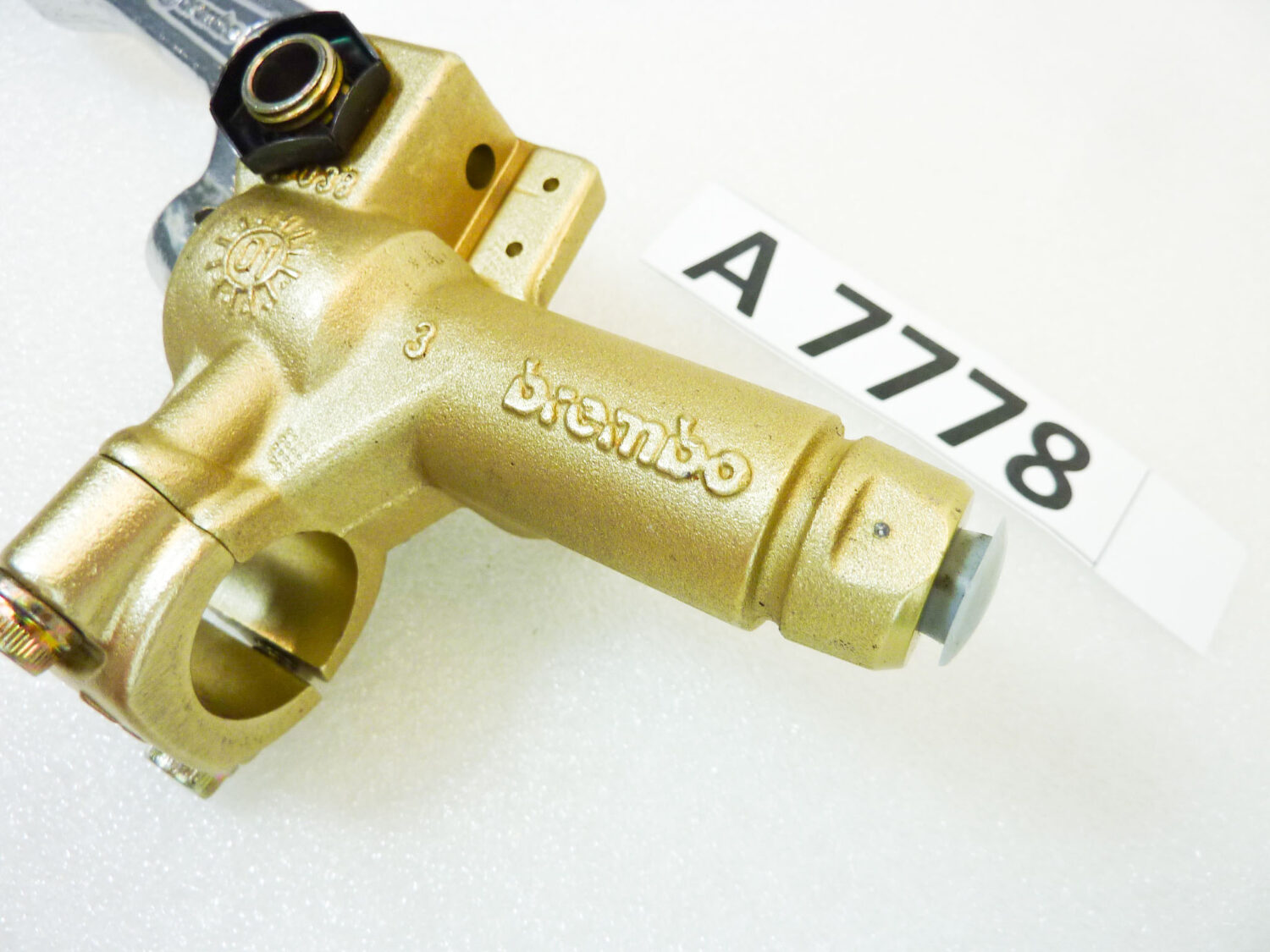 Pompa frizione Brembo Oro cod 2C02 105038 pistoncino dritto tipo Ducati 748 998 nuovo fondo di magazzino - immagine 5