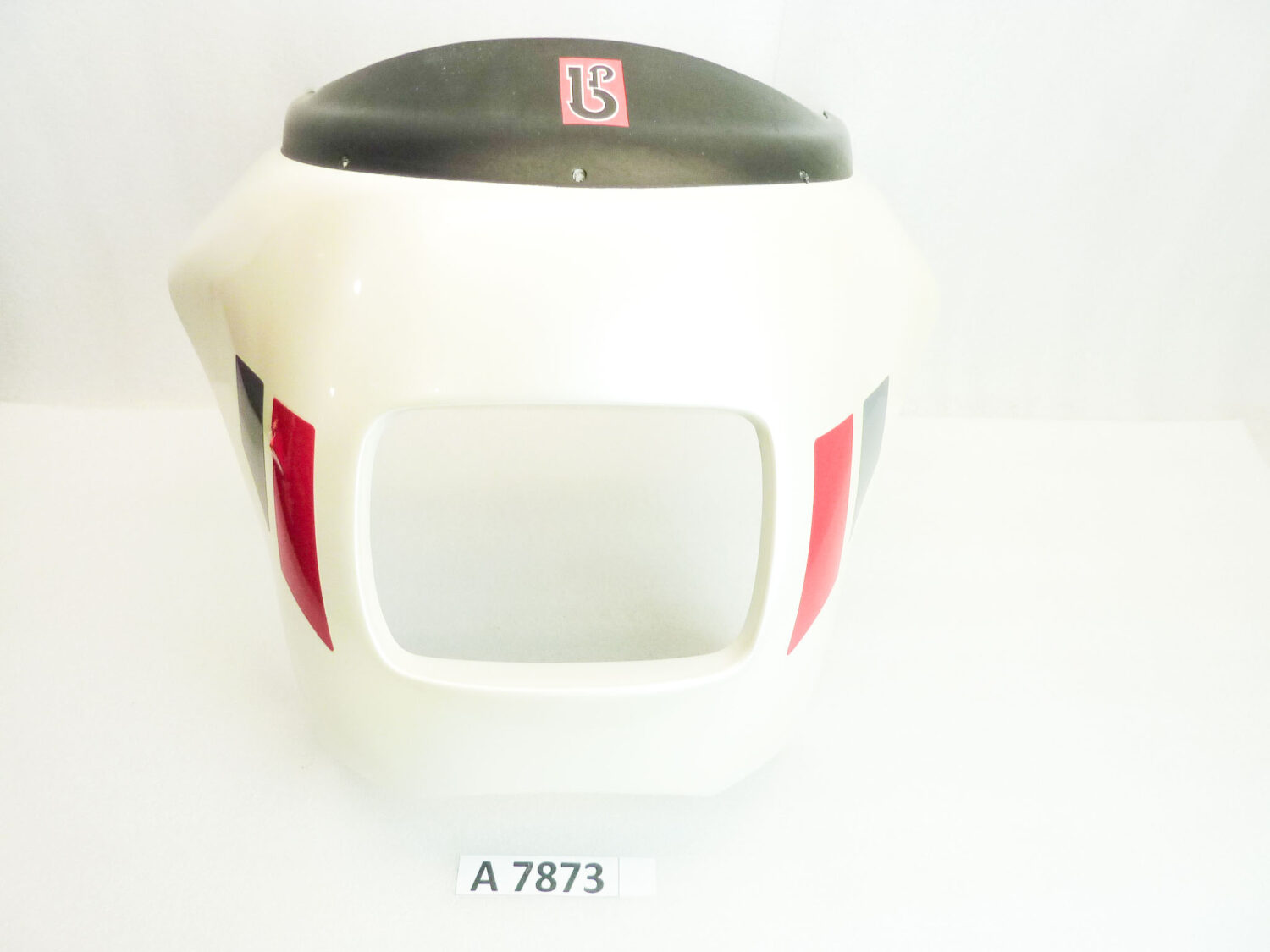 Cupolino Aprilia ST 125 bianco perla avorio dimensione faro 125 x 175 mm nuovo fondo di magazzino - immagine 2