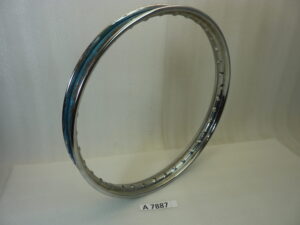 Cerchio Sanremo 19x2 36 fori dim canale interno 37,6 mm - esterno 54 mm moto epoca acciaio cromato nuovi fondi di magazzino leggi descrizione