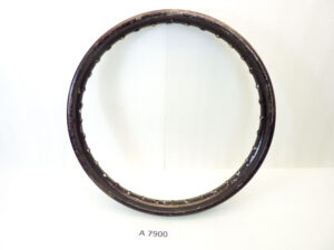 Cerchio acciaio 19 x 1,85 36 fori Guzzi - diametro 512 mm - larghezza esterna canale 67,6 mm - interno canale 46,6 mm moto epoca