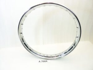 Cerchio acciaio 17 x 1,60 36 fori Beretta - diametro 454 mm - larghezza esterna canale 58,3 mm - interno canale 39 mm moto epoca nuovo fondo di magazzino - il prodotto puo' presentare imperfezioni, puntinature di ruggine, VEDI FOTO SE PRESENTI