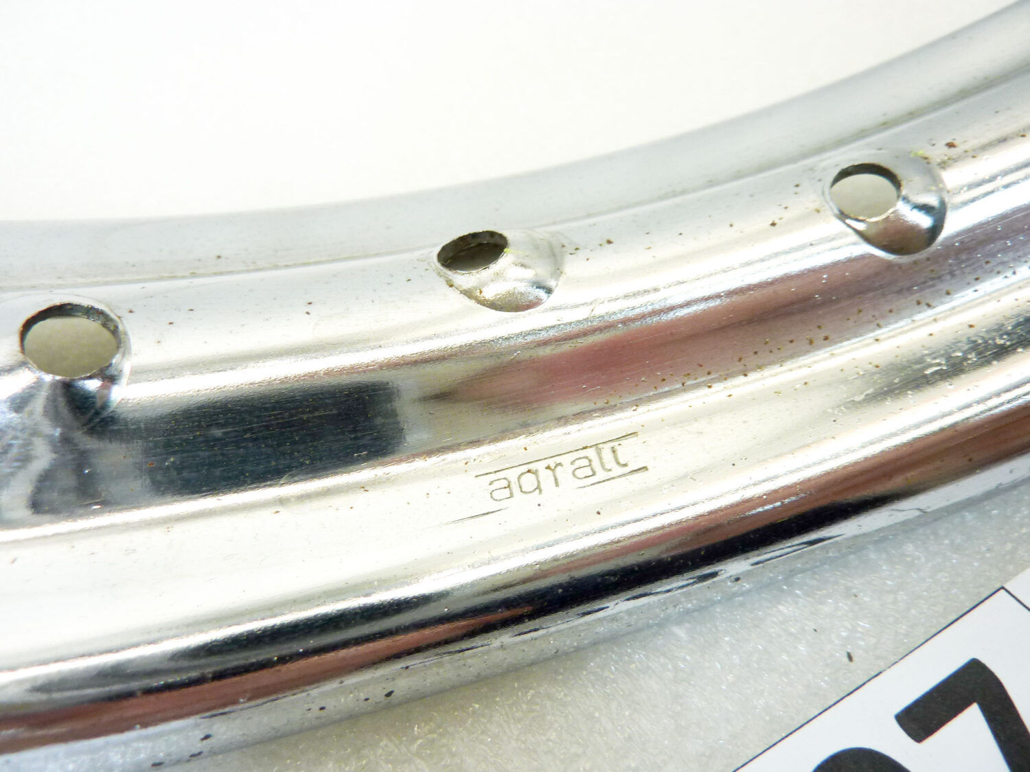 Cerchio acciaio 17 32 fori Agrati Monticello - diametro 456 mm - larghezza esterna canale 55 mm - interno canale 36,8 mm moto epoca nuovo fondo di magazzino - il prodotto puo' presentare imperfezioni, puntinature di ruggine, VEDI FOTO SE PRESENTI - immagine 3