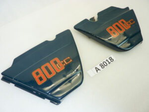 Coppia fiancatine BMW R80/7 come da foto - una da riparare colore verde
