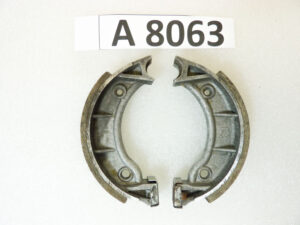 Coppia ganasce freno Motom Benelli Gilera Piaggio ciclomotori diam 85 mm - altezza 17,8 mm nuovo fondo di magazzino