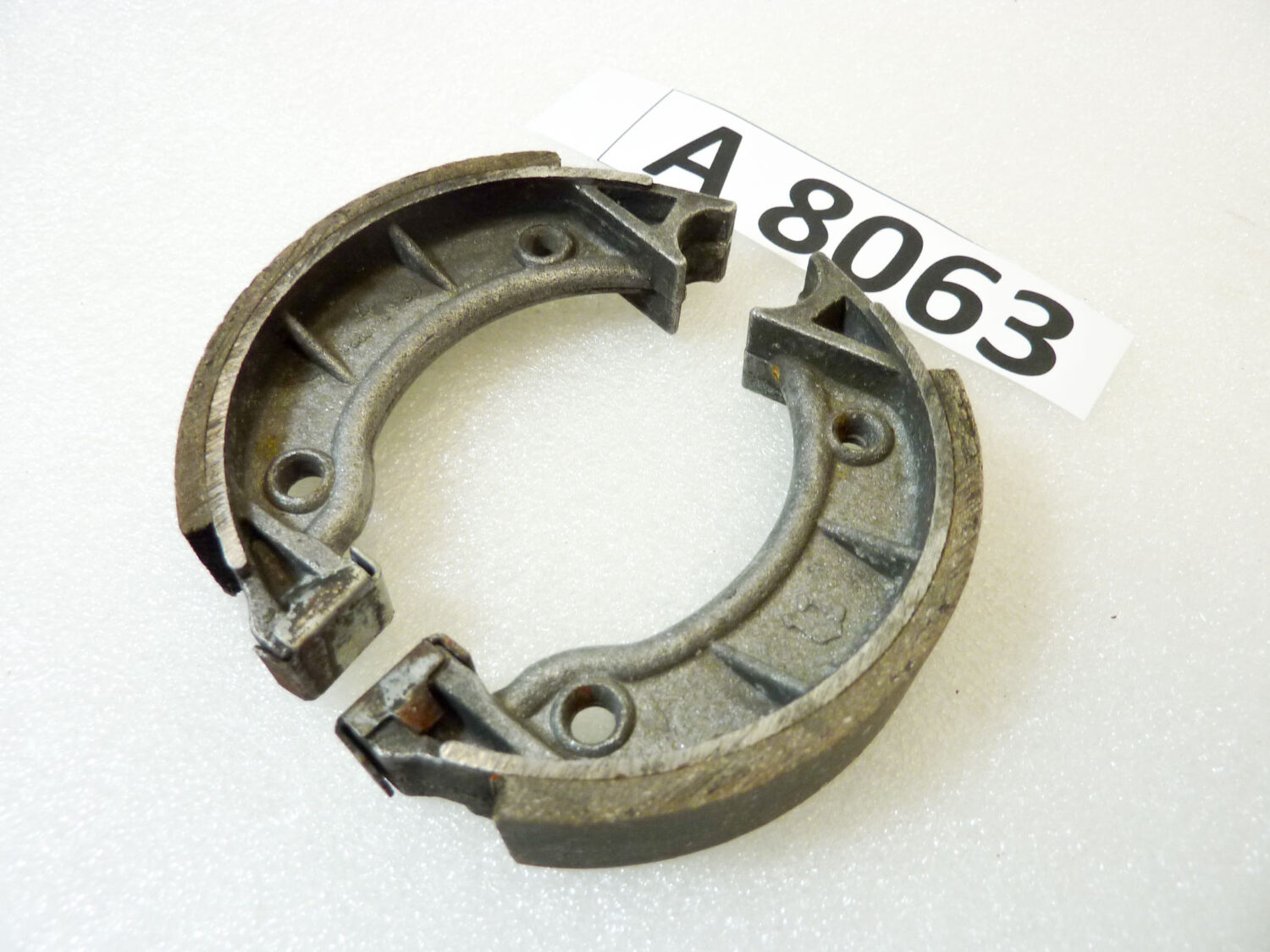 Coppia ganasce freno Motom Benelli Gilera Piaggio ciclomotori diam 85 mm - altezza 17,8 mm nuovo fondo di magazzino - immagine 2