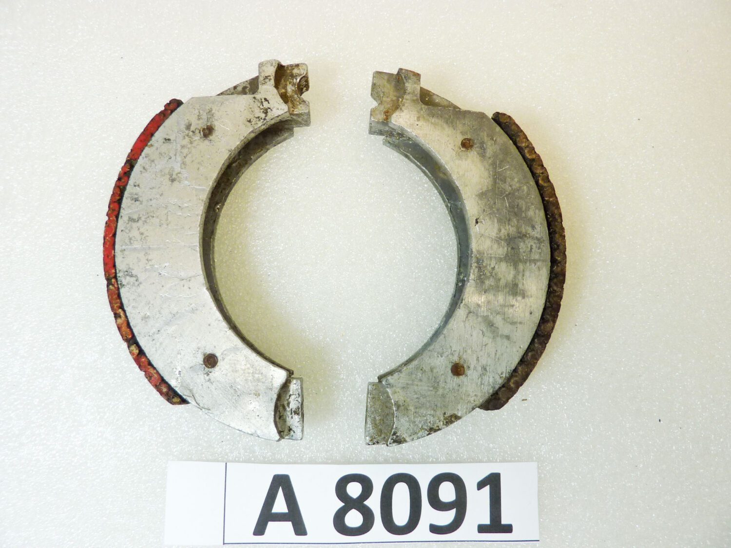 Ganasce freno Guzzi Zigolo 98 diam 102 mm - altezza 18,5 mm nuovo fondo di magazzino