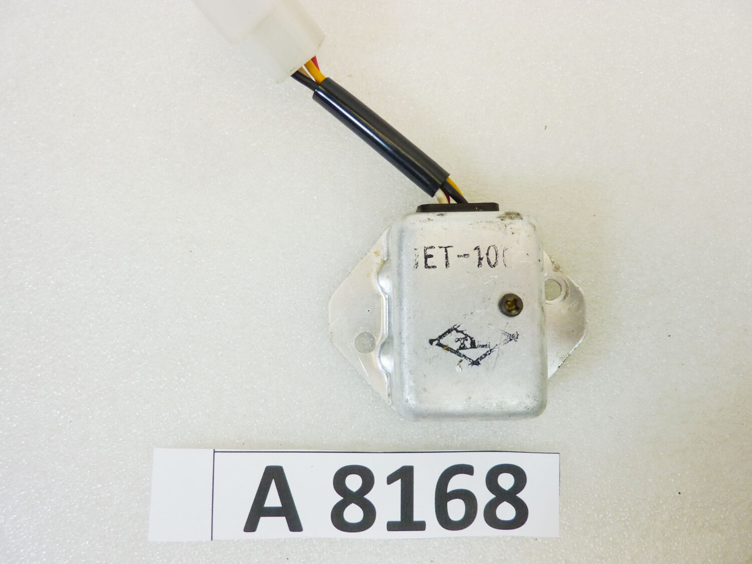 Regolatore raddrizzatore tensione Jet 100 4 poli