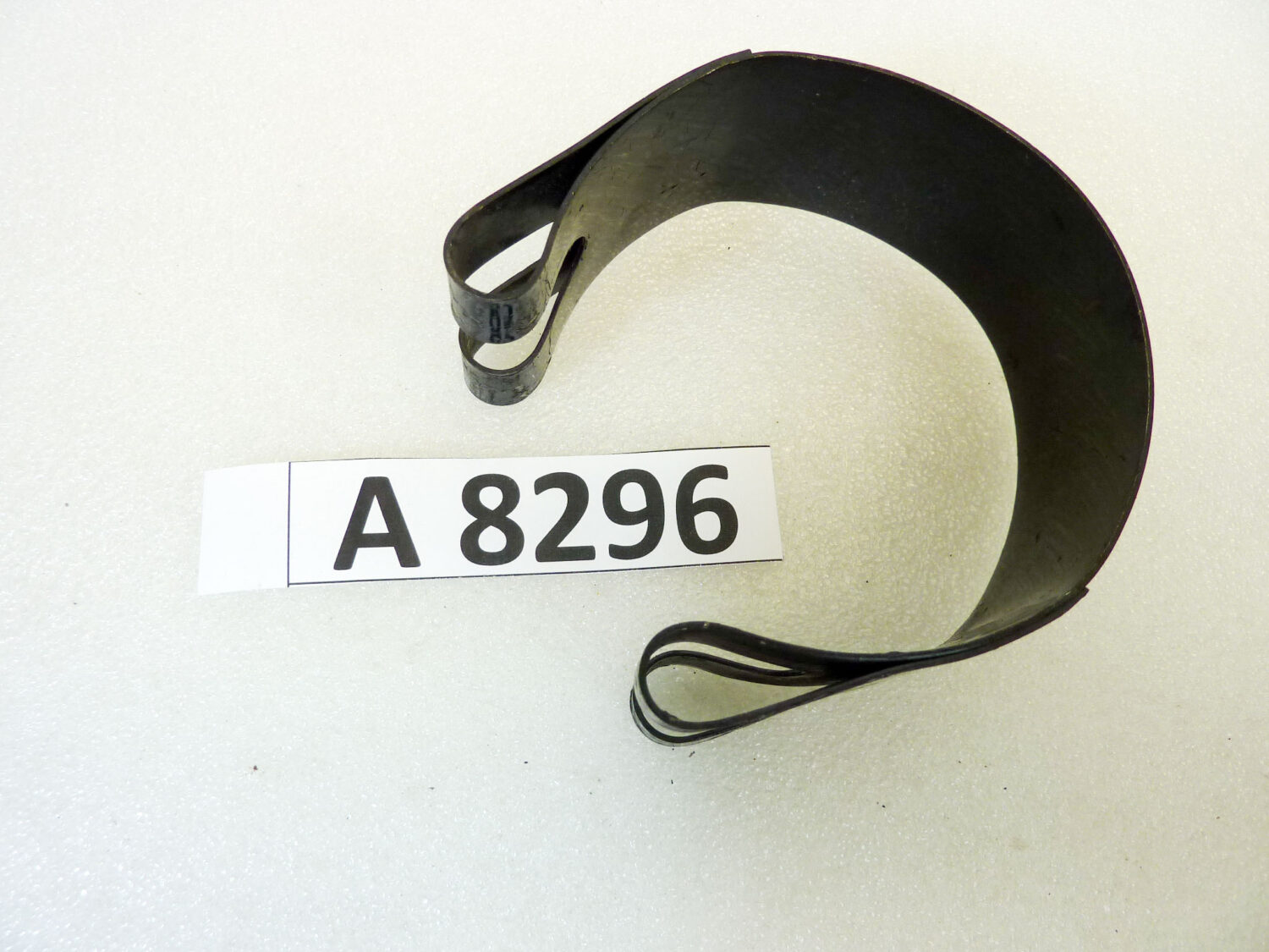 Staffa supporto fascia dinamo auto moto epoca diam 75 mm circa chiusa - altezza 43 mm NUOVO fondo di magazzino vedi foto leggi descrizione - immagine 2