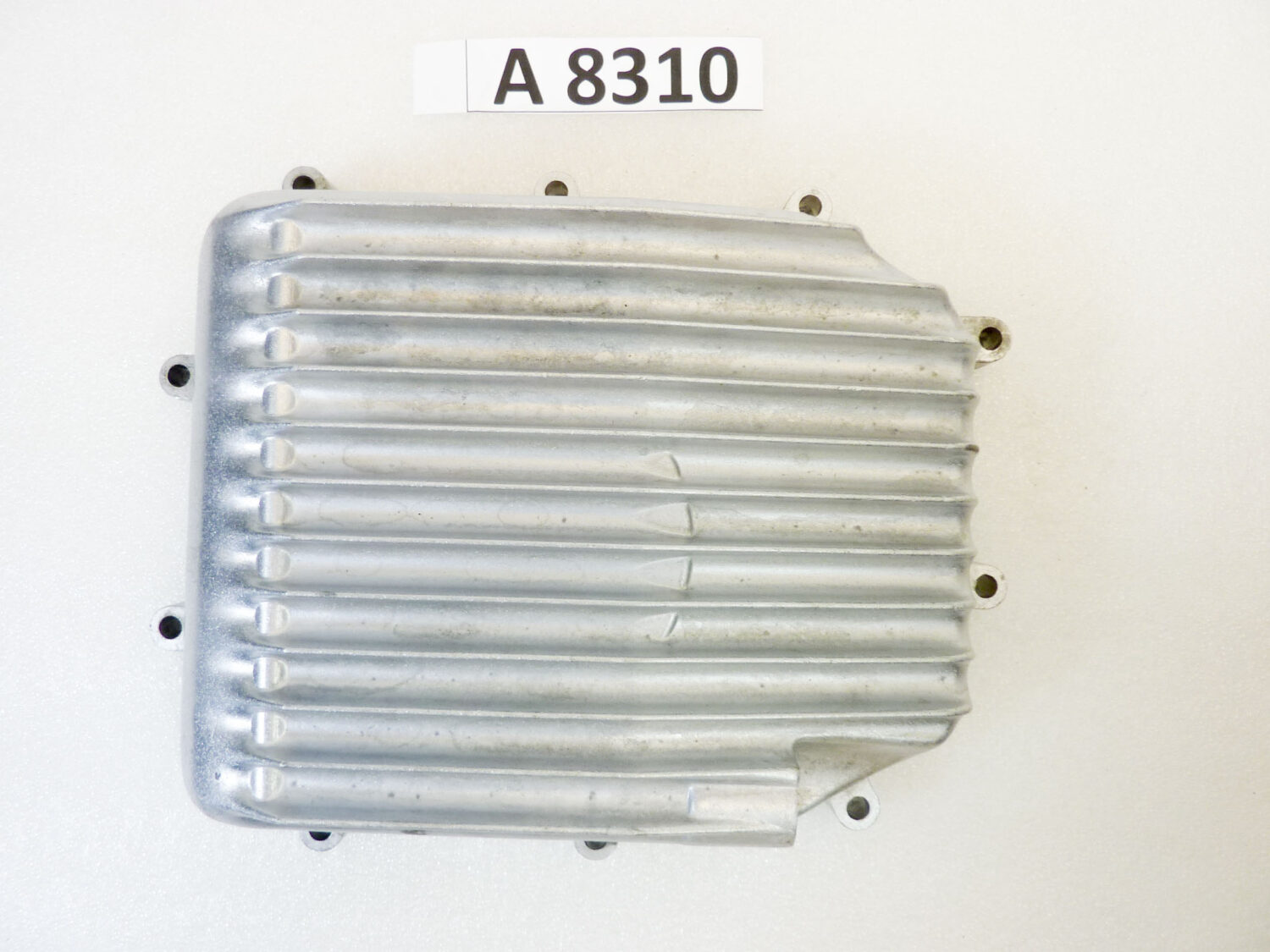 Coppa olio Benelli Guzzi 350cc - 500cc - 900 cc 4 e 6 cilindri 2BA2529 61003500 2530010799 - immagine 4