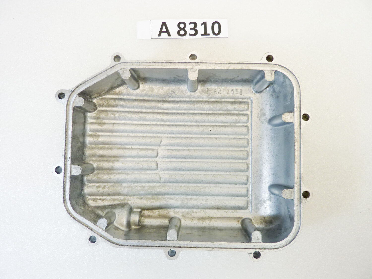 Coppa olio Benelli Guzzi 350cc - 500cc - 900 cc 4 e 6 cilindri 2BA2529 61003500 2530010799 - immagine 5
