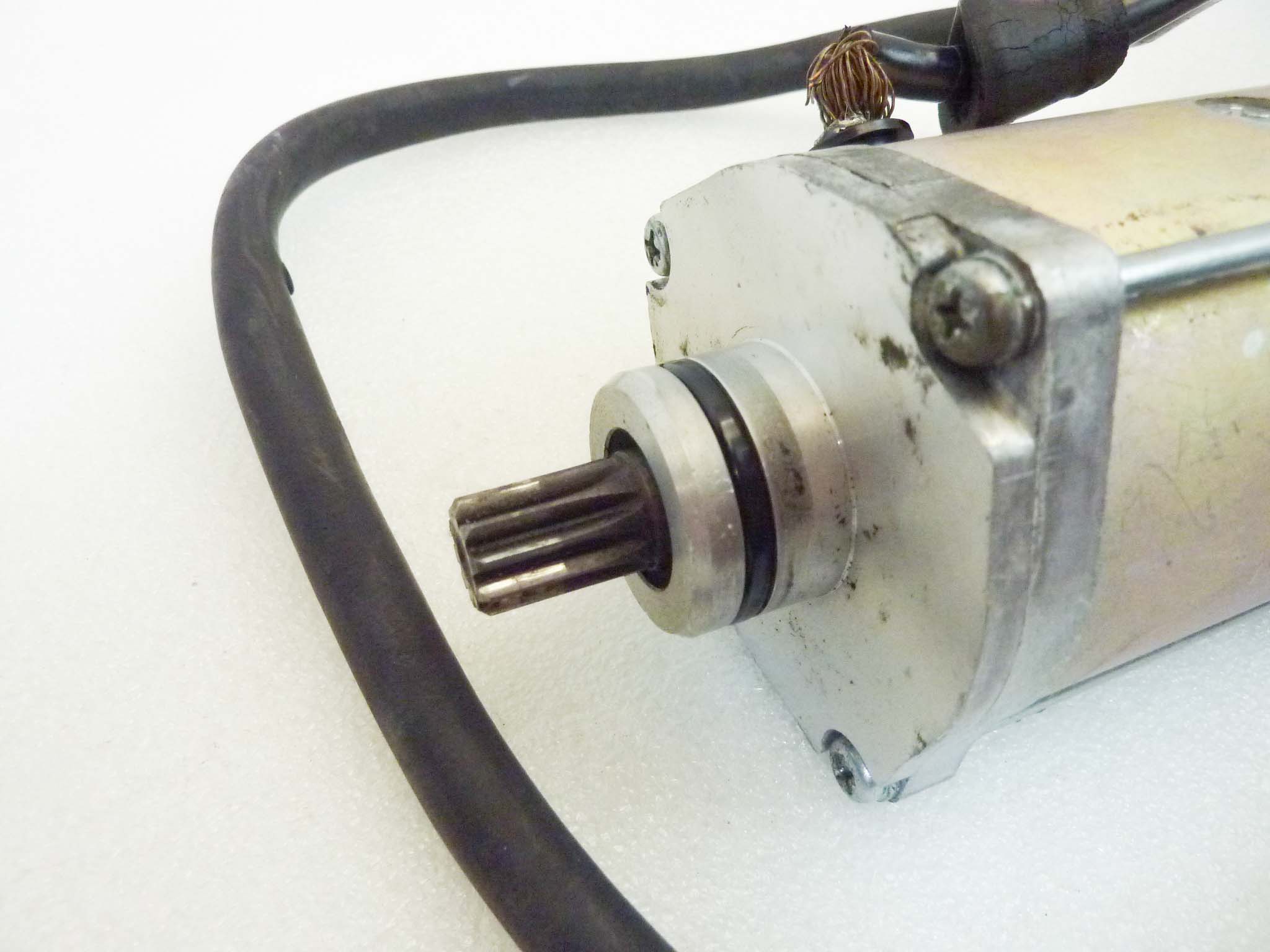 Motorino avviamento Mitsuba SM 228 12V 0,6 kw ingranaggio 10 denti diam 12,9 mm interasse fori fissaggio 55,8 mm - immagine 3