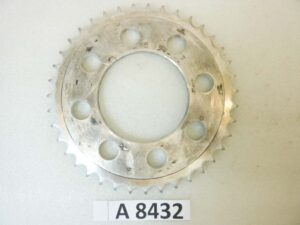 Corona 39 denti passo 530 diam foro centrale 95 mm diam est 204 mm moto epoca Guzzi Gilera Benelli Motobi MV Agusta Morini Malaguti Ducati Cagiva Aprilia vari modelli