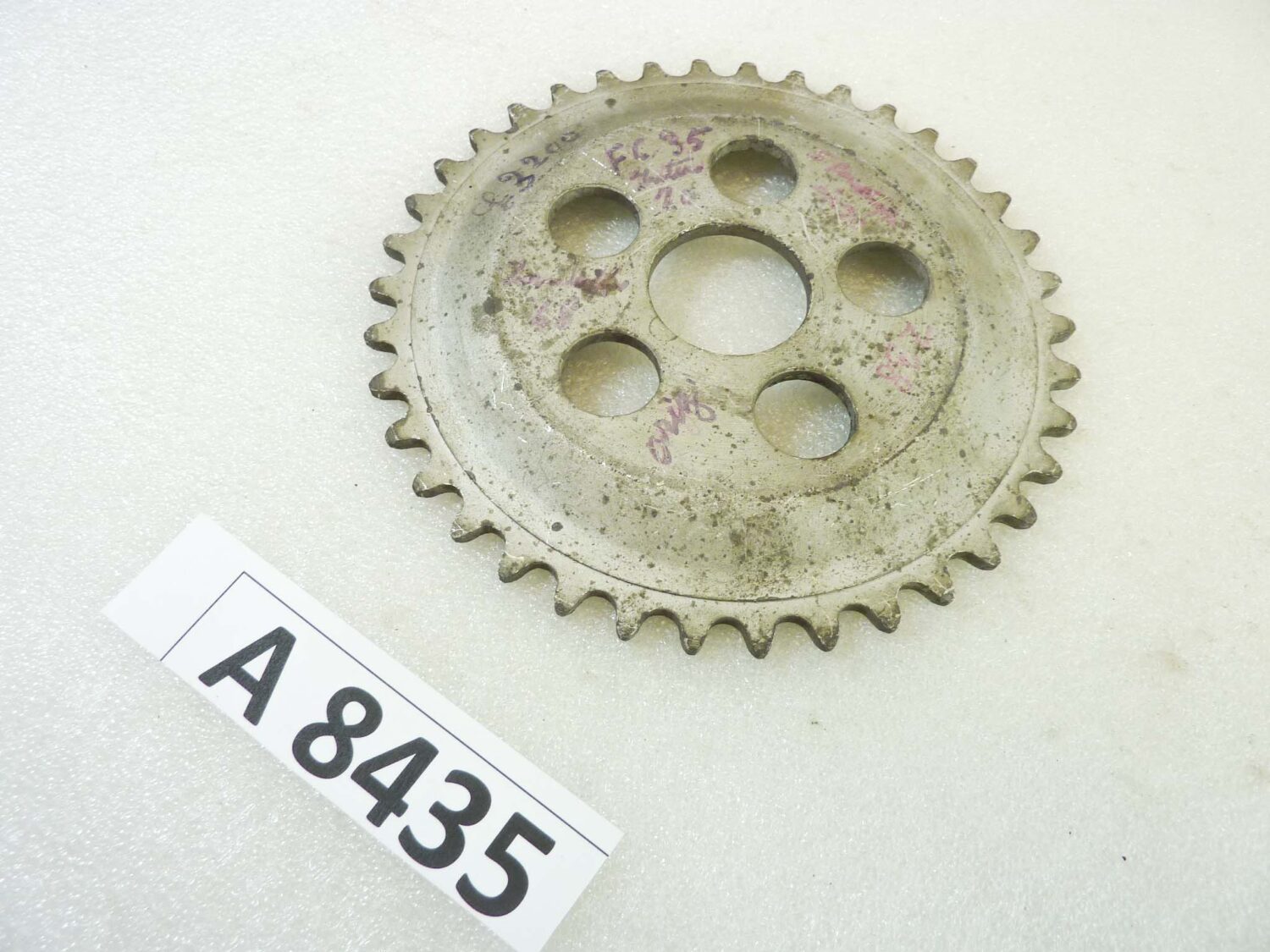 Corona 38 denti passo 420 diam foro centrale 34 mm diam est 160 mm moto epoca Guzzi Gilera Benelli Motobi MV Agusta Morini Malaguti Ducati Cagiva Aprilia vari modelli NUOVO fondo di magazzino vedi foto leggi descrizione - immagine 5