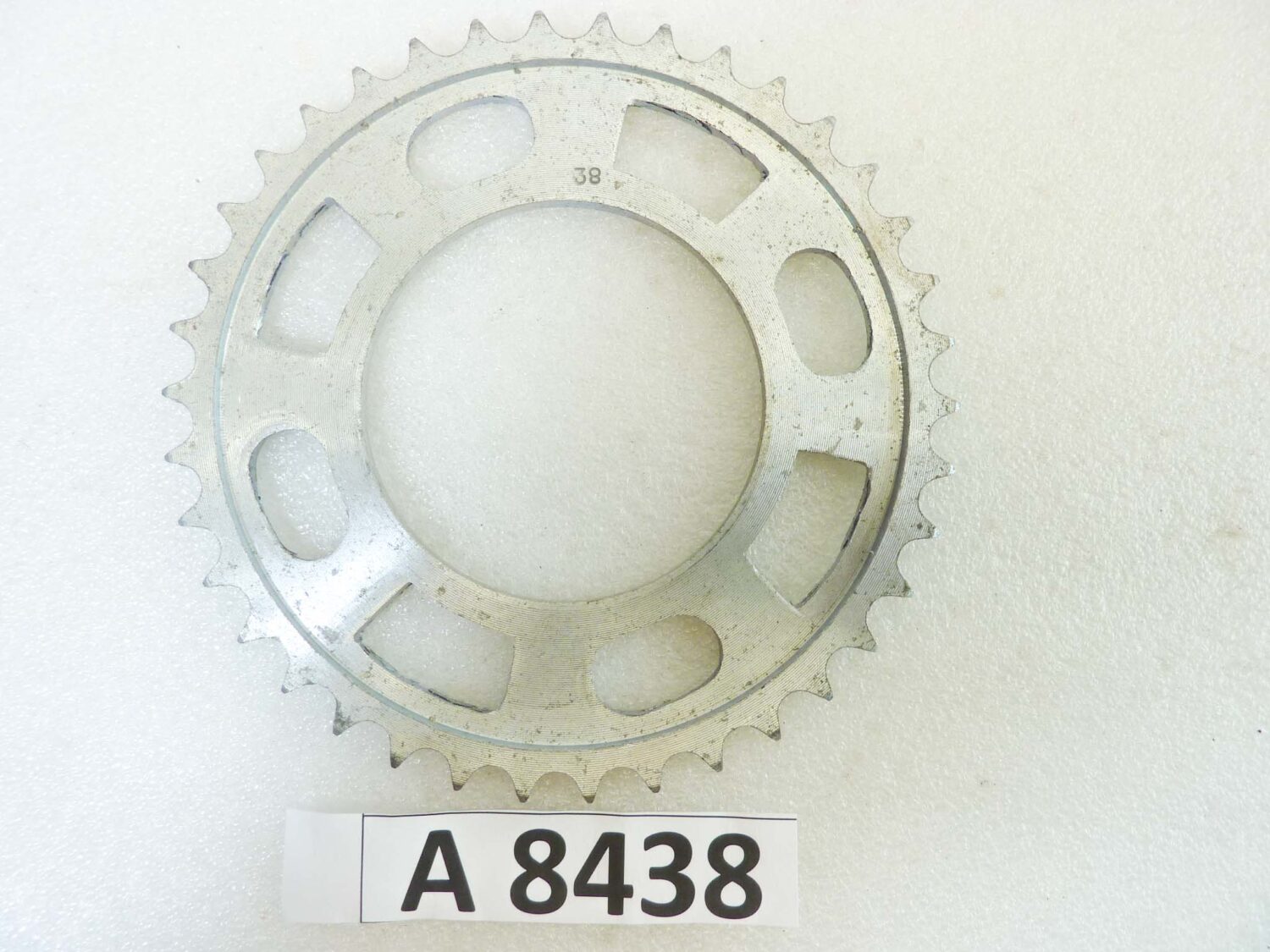 Corona 38 denti passo 415 diam foro centrale 80 mm diam est 158 mm moto epoca Guzzi Gilera Benelli Motobi MV Agusta Morini Malaguti Ducati Cagiva Aprilia vari modelli NUOVO fondo di magazzino vedi foto leggi descrizione
