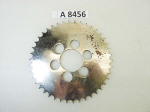 Corona cromata 42 denti passo 525 diam foro centrale 60 mm diam est 220 mm moto epoca Guzzi Gilera Benelli Motobi MV Agusta Morini Malaguti Ducati Cagiva Aprilia vari modelli NUOVO fondo di magazzino vedi foto leggi descrizione