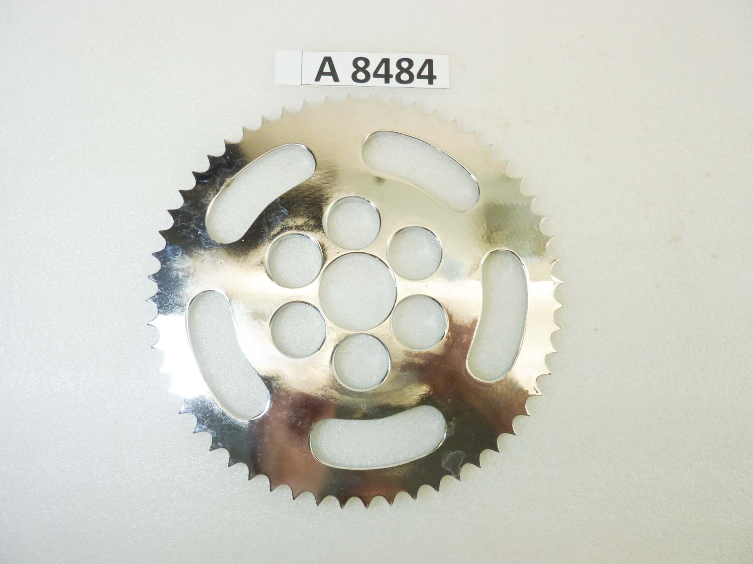 Corona cromata 56 denti passo 420 diam foro centrale 42 mm diam est 230 mm moto epoca Guzzi Gilera Benelli Motobi MV Agusta Morini Malaguti Ducati Cagiva Aprilia vari modelli NUOVO fondo di magazzino vedi foto leggi descrizione - immagine 6