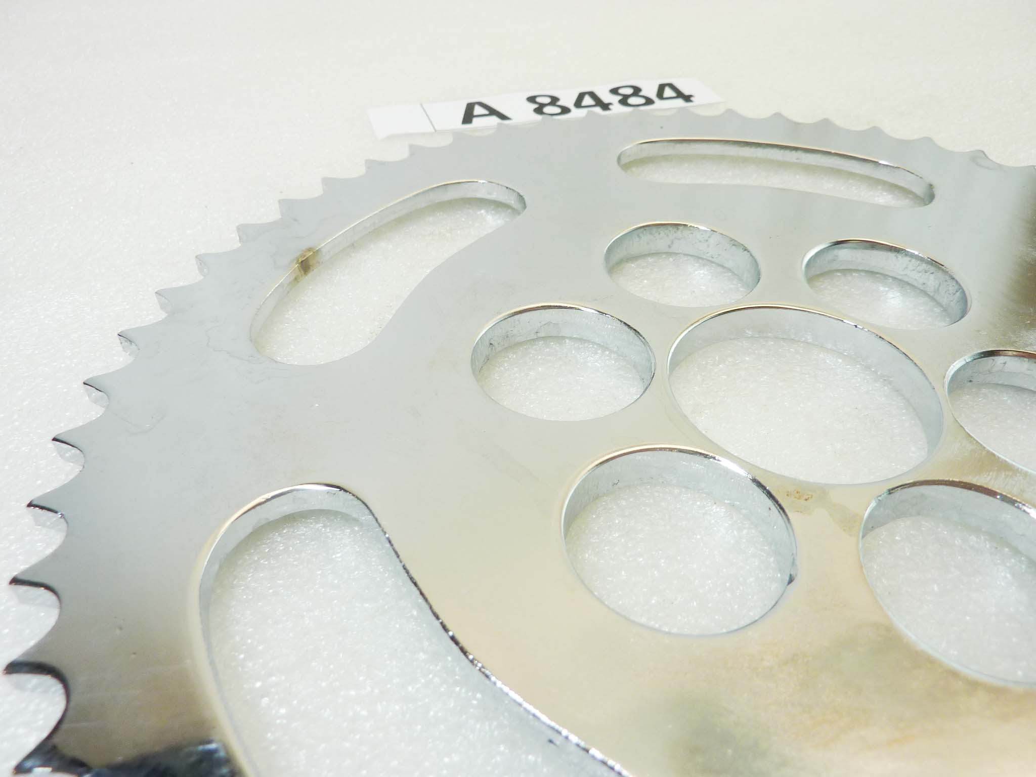 Corona cromata 56 denti passo 420 diam foro centrale 42 mm diam est 230 mm moto epoca Guzzi Gilera Benelli Motobi MV Agusta Morini Malaguti Ducati Cagiva Aprilia vari modelli NUOVO fondo di magazzino vedi foto leggi descrizione - immagine 7
