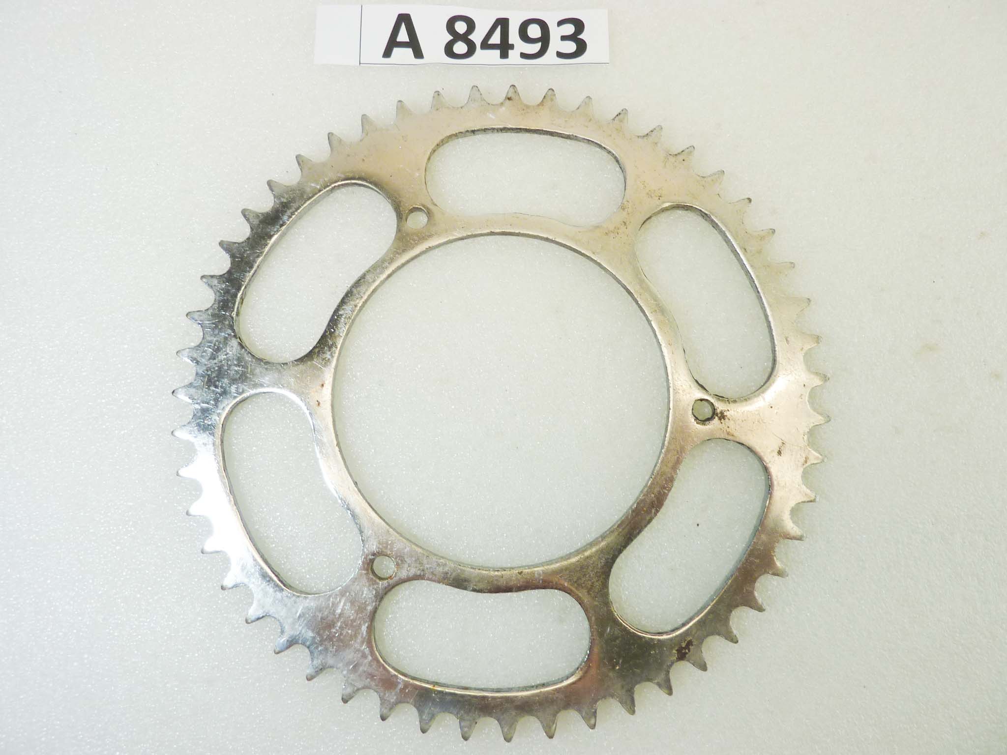 Corona Moto Guzzi Guzzino 3 fori 51 denti NUOVO fondo di magazzino vedi foto leggi descrizione - immagine 6