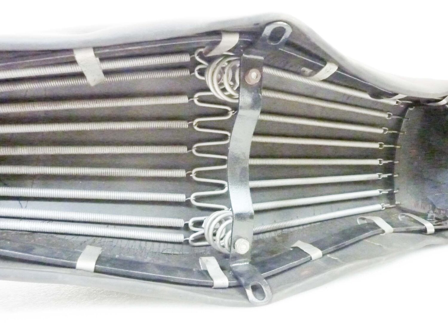 Sella Moto Morini Corsaro 125 lungh 57 cmlargh centrale 22 cm interasse staffe posteriori 105 mm int staffe centrali 180 mm int staffe serbaroio 85 mm - immagine 8
