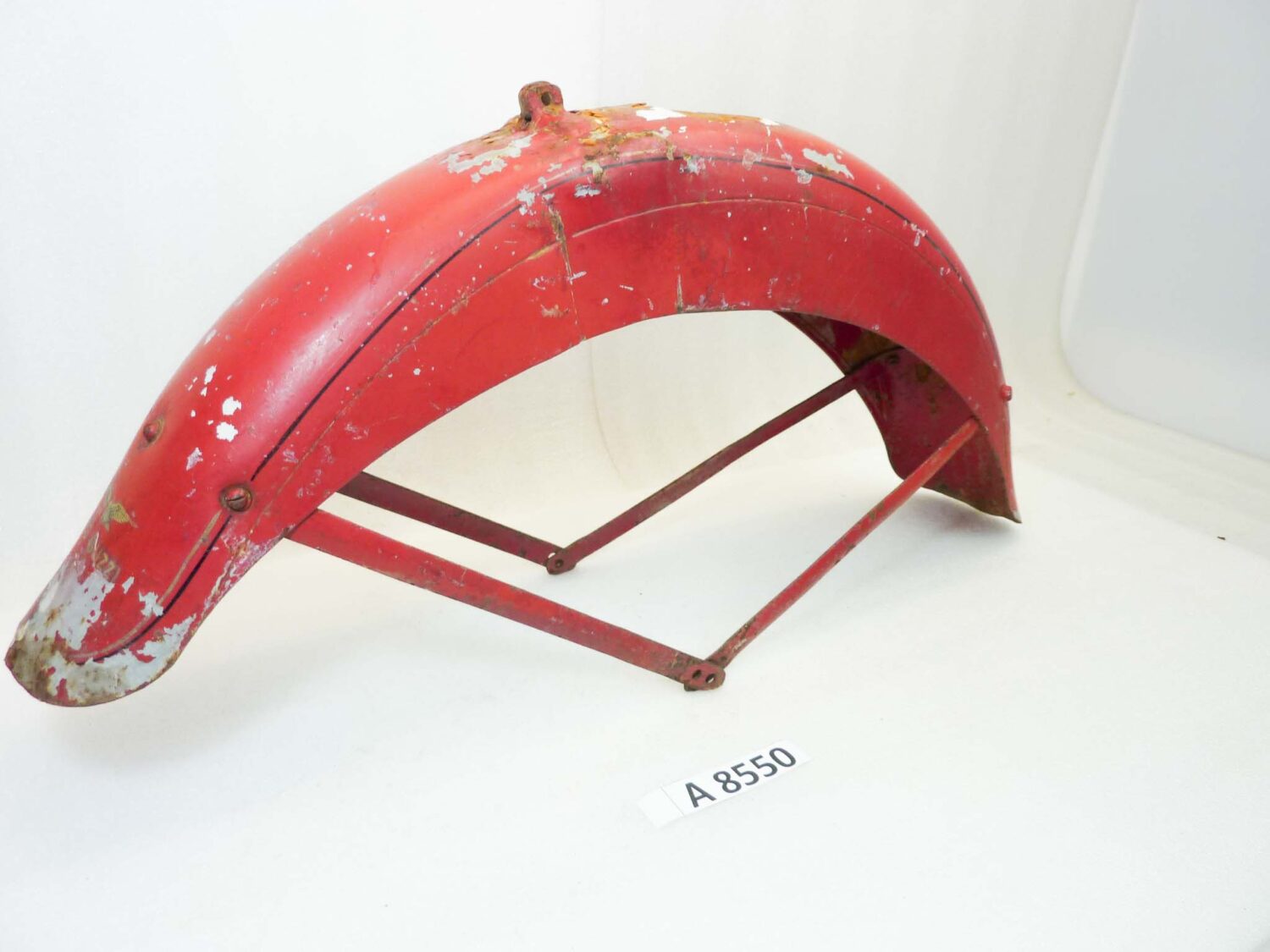 Parafango anteriore Guzzi epoca parallelogramma lungh 74 cm largh centrale 13 cm - immagine 5