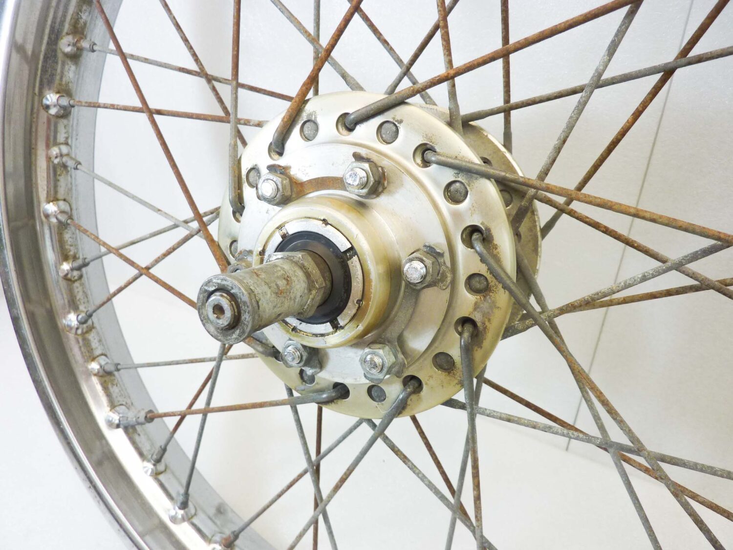 Cerchio ruota anteriore Honda CB 500 Four F K 1971 - 1977 - immagine 9