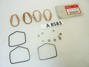 Guarnizioni Honda CB 500 CB 550 K0 K1 K2 cod 16010323315 (incompleto come da foto) nuovo fondo di magazzino