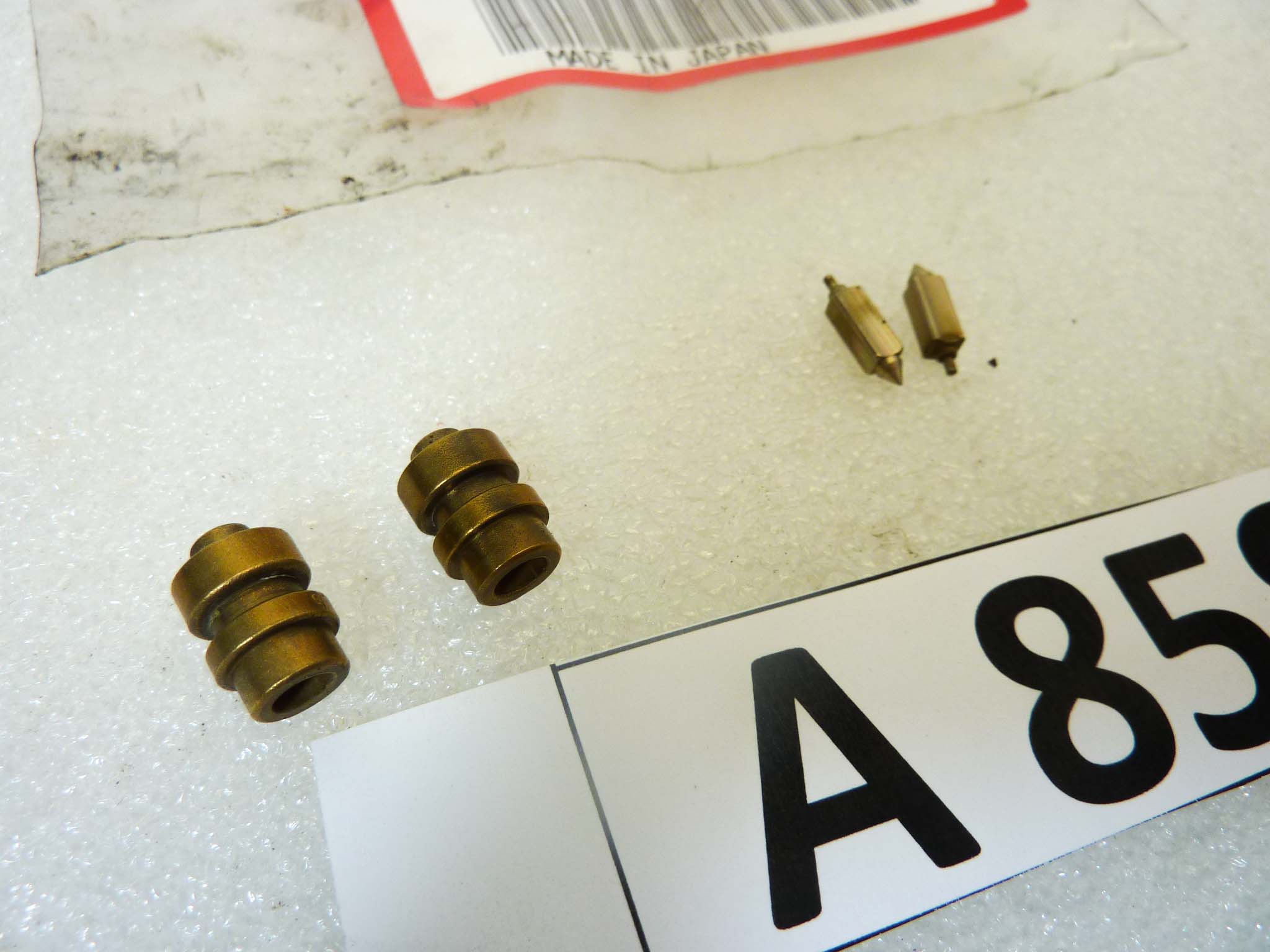 Spilli galleggiante del carburatore per Honda CB 16011329004 nuovo fondo di magazzino - immagine 2