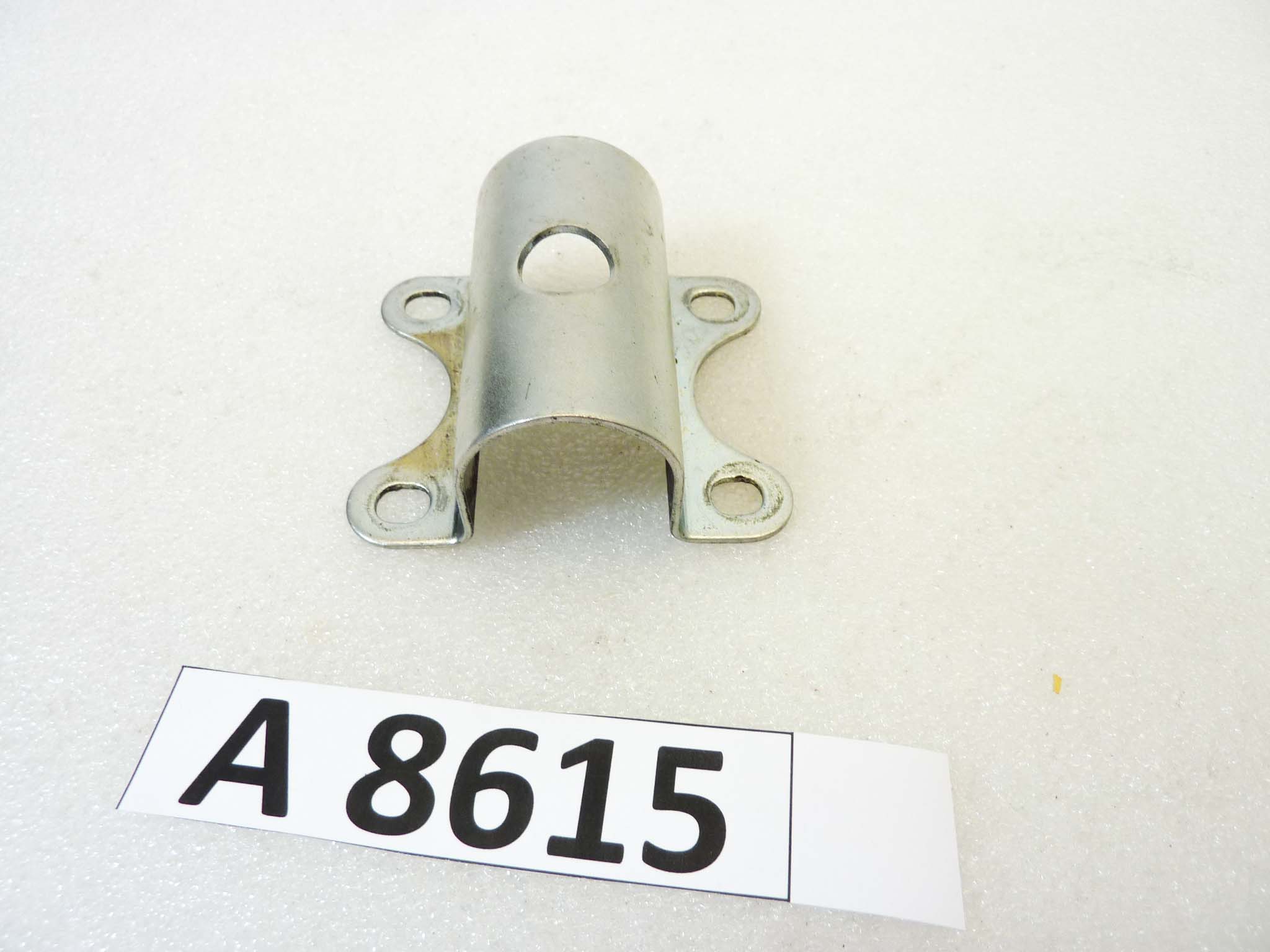 Staffa parafango posteriore Kawasaki Z900 Z1000 Z1 Z1A Z1B - immagine 3