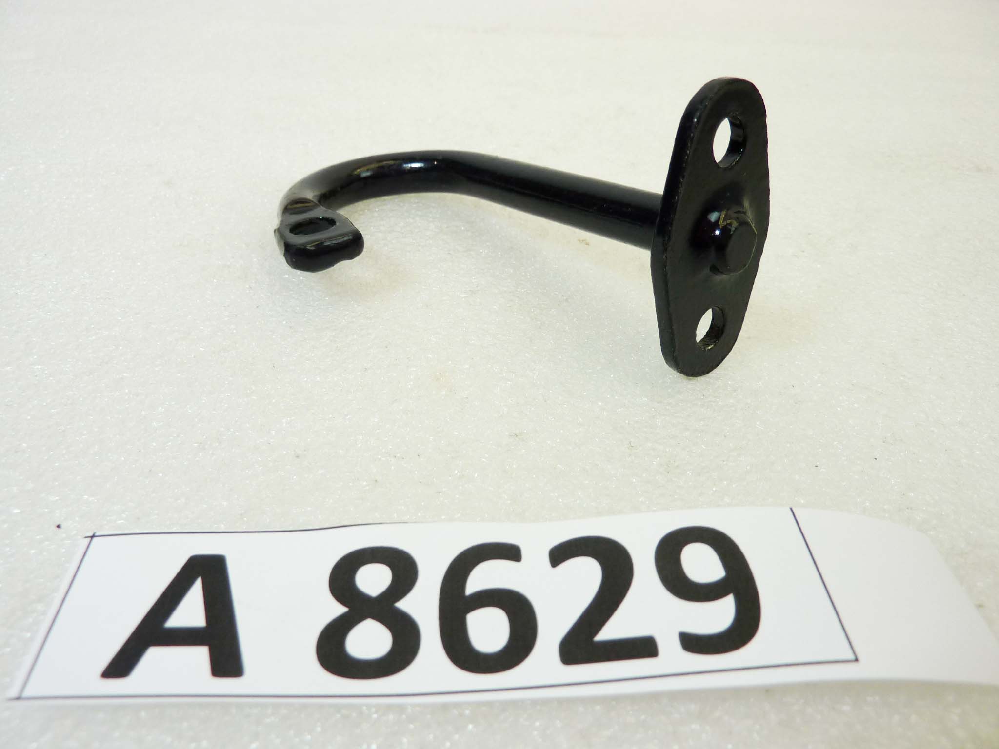 Gancio cerniera sella Triumph 3TA 5TA T100 6TTR6 T110 T120 1957 - 1967 cod 824222 nuovo fondo di magazzino - immagine 2