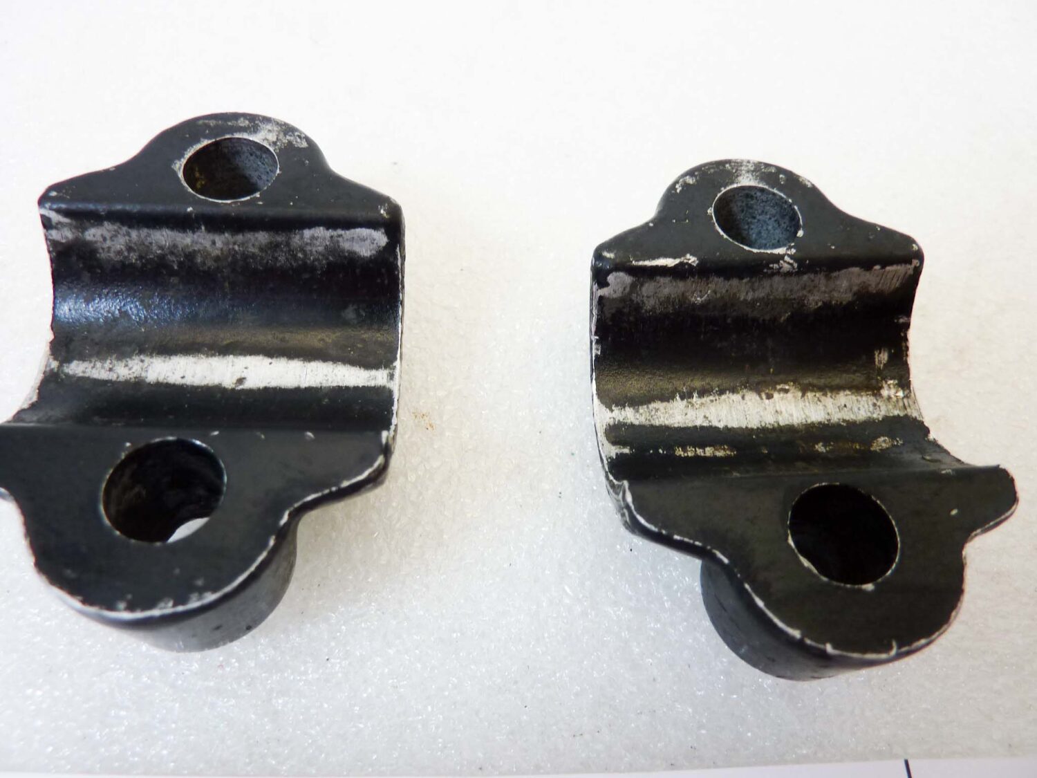 Collari chiusura forcella anteriore Kawasaki S2 S3 KH 400 1972 - 1978 cod 44063006 staffe perno ruota - immagine 5