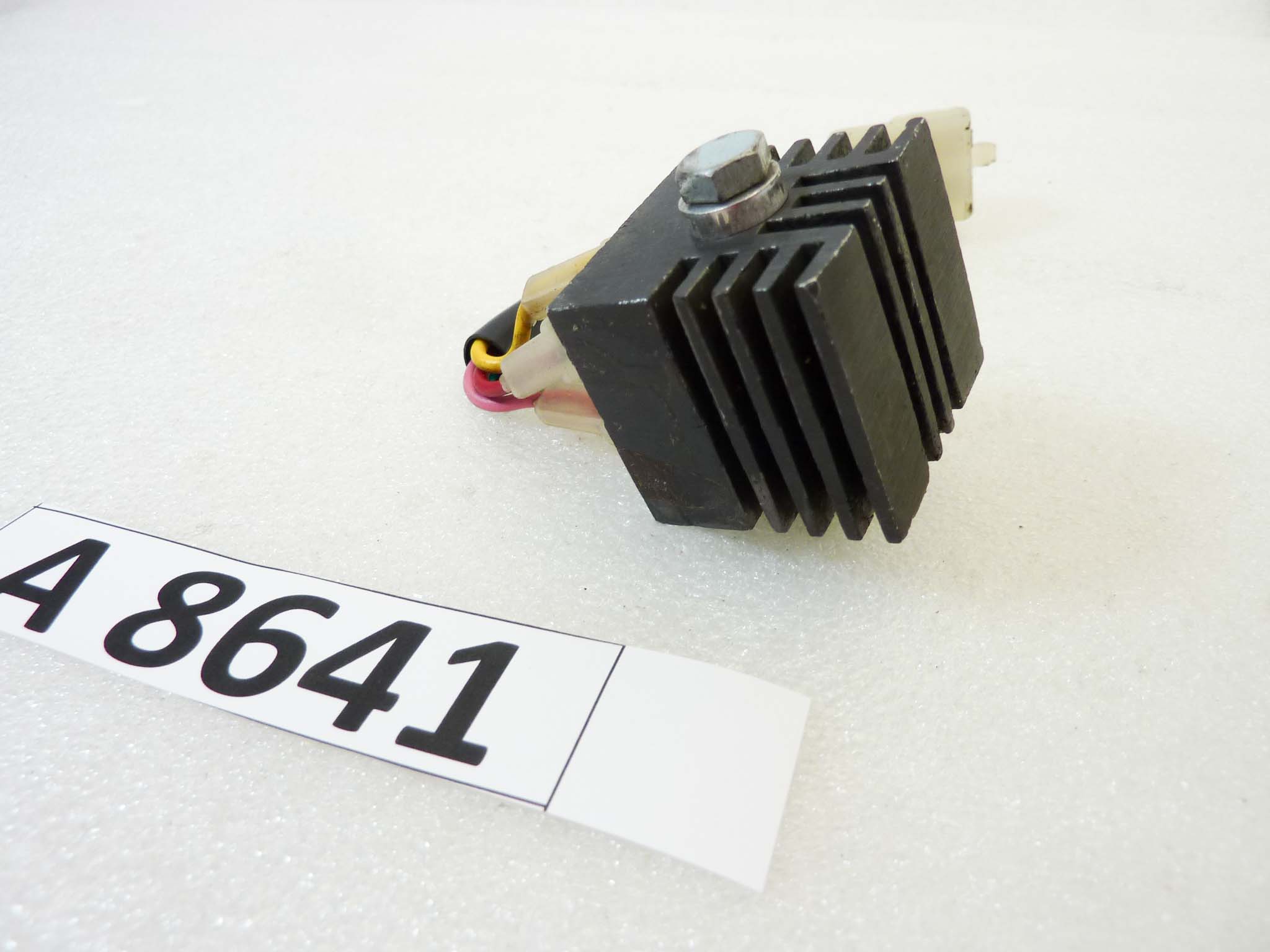 Regolatore tensione Honda CB Xl 125 vedi cablaggio - immagine 7