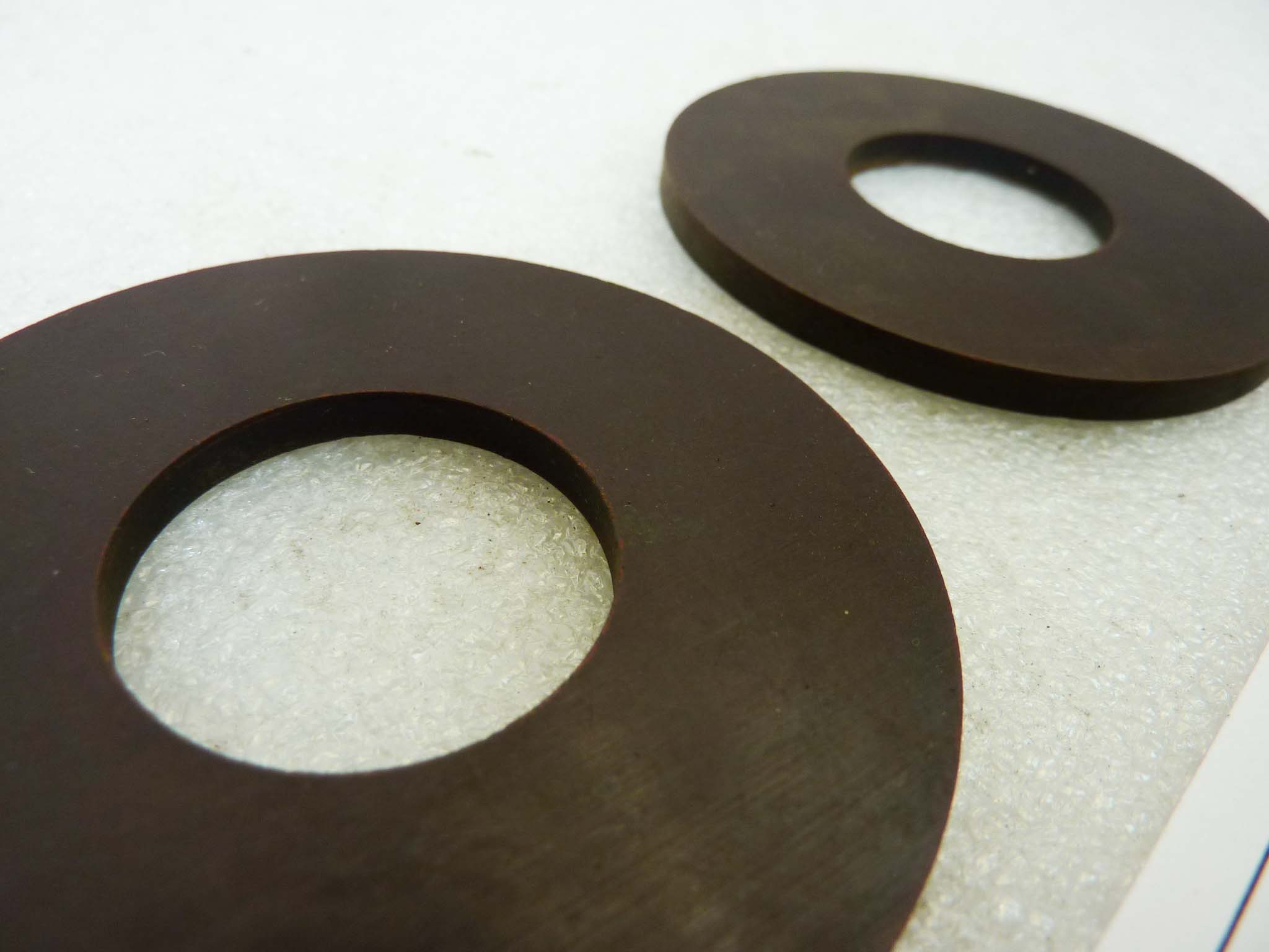 Dischi per ammortizzatori a compasso Guzzi e moto epoca varie diam est 67 mm diam int 28 mm spessore 4,2 mm nuovo fondo di magazzino - immagine 3