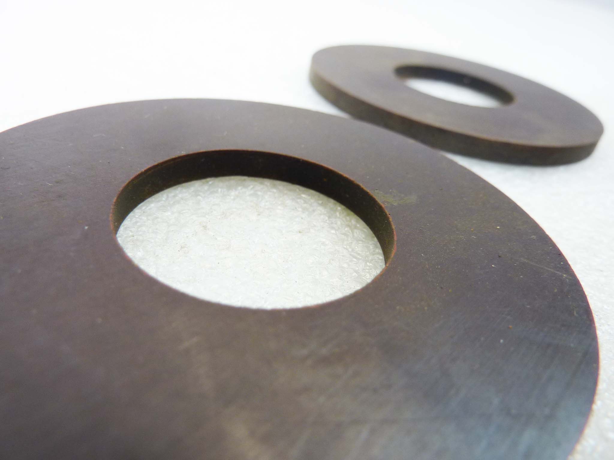 Dischi per ammortizzatori a compasso Guzzi e moto epoca varie diam est 67 mm diam int 28 mm spessore 4,2 mm nuovo fondo di magazzino - immagine 4