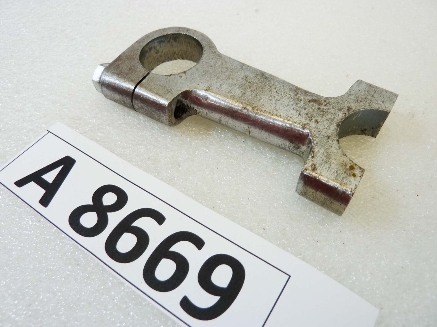 Riser supporto manubrio Guzzi lungh 86 mm diam cerchio 21 mm diam aperto 22 mm nuovo fondo di magazzino - immagine 3