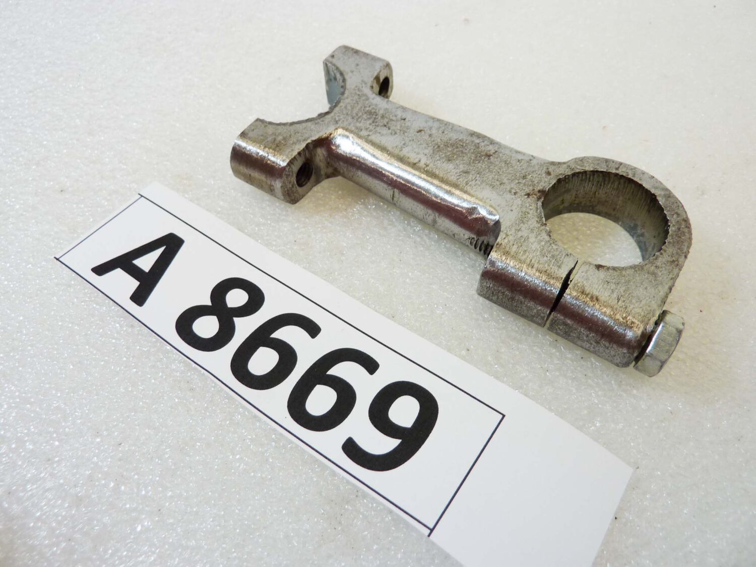 Riser supporto manubrio Guzzi lungh 86 mm diam cerchio 21 mm diam aperto 22 mm nuovo fondo di magazzino - immagine 4