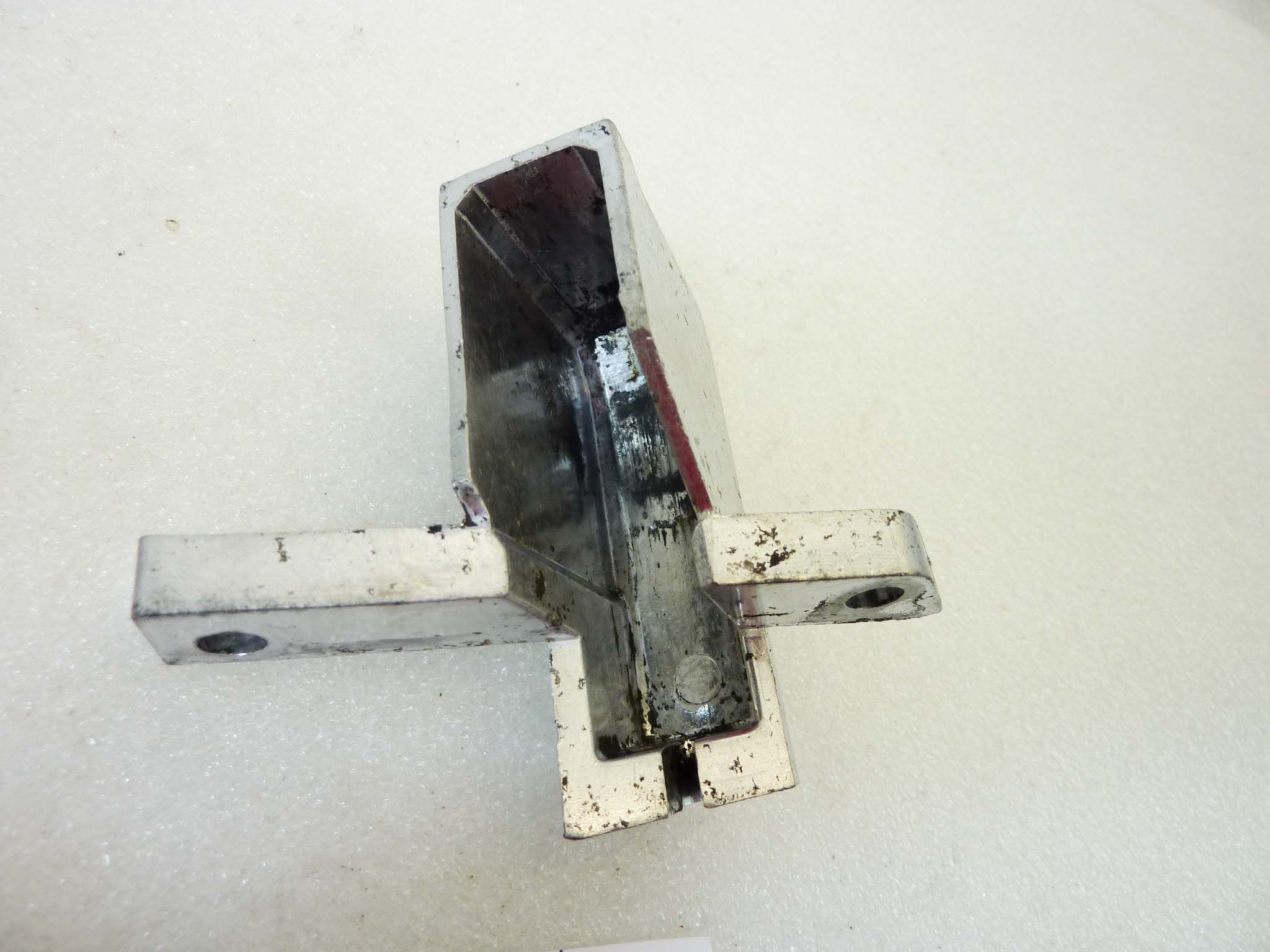 Copertura coperchio asta frizione Benelli 750 6 cilindri - immagine 6