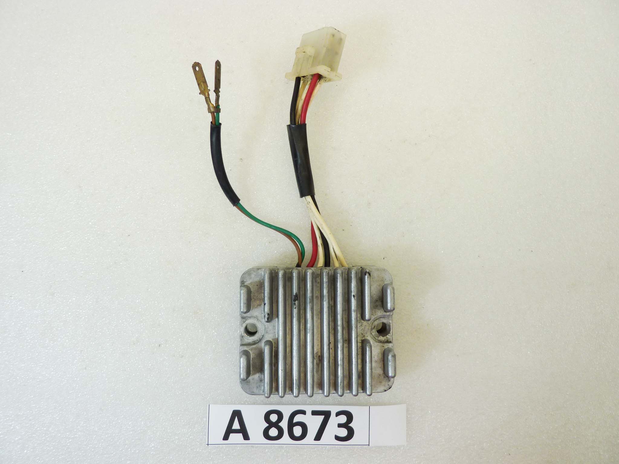 Regolatore tensione RD 1143 04 02 905