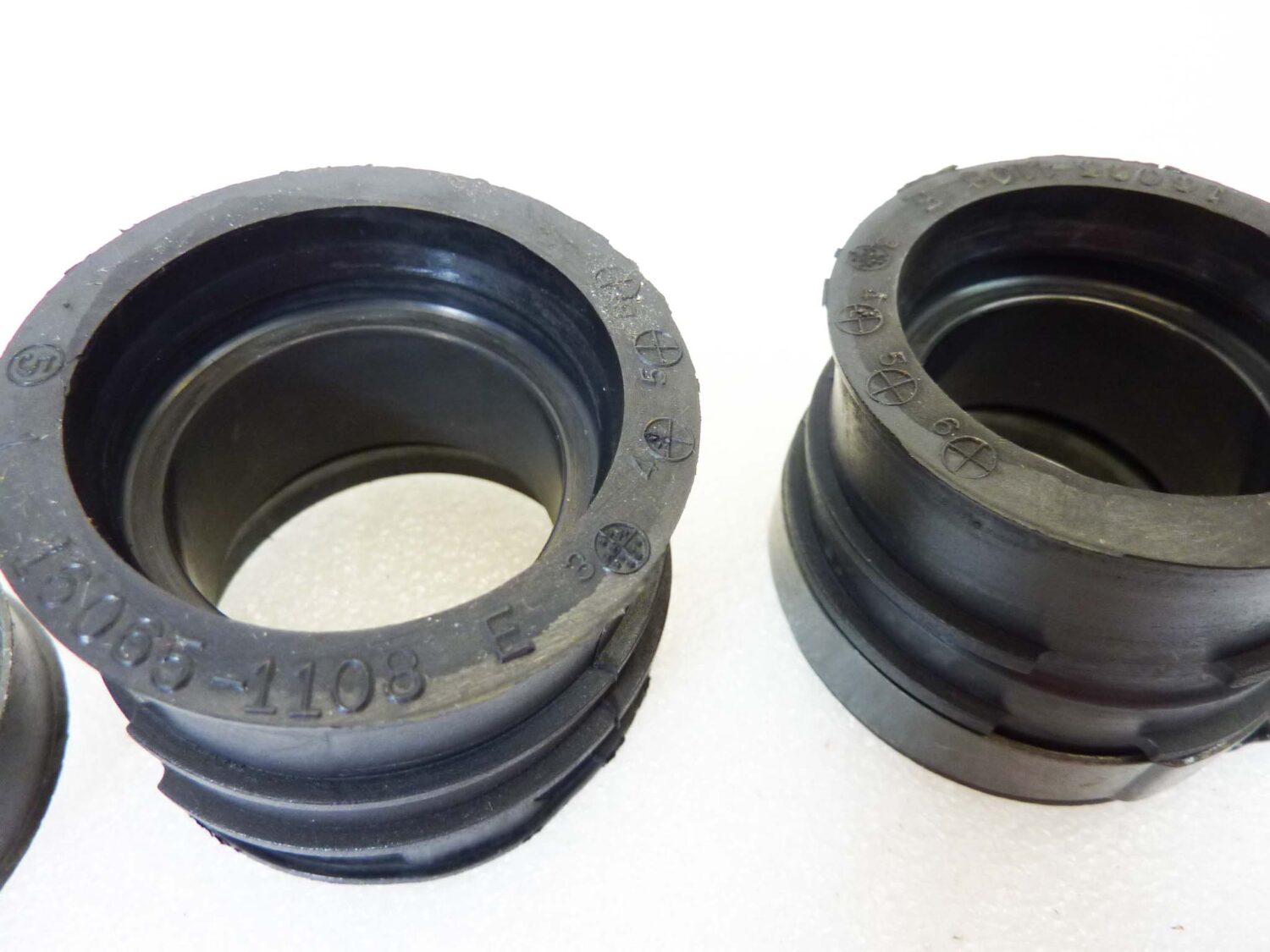 Collettori aspirazione Kawasaki GPZ 900 R 1986 - 1993 cod 16065 1108 - immagine 5