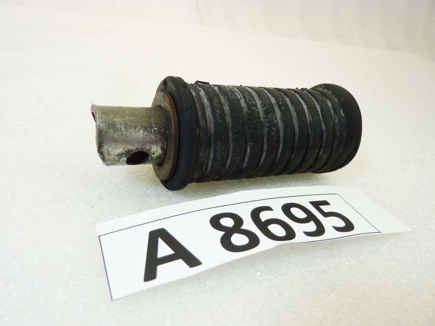 Poggiapiedi pedana Kawasaki H2 750 H1 500 1975 - 1976 - immagine 2