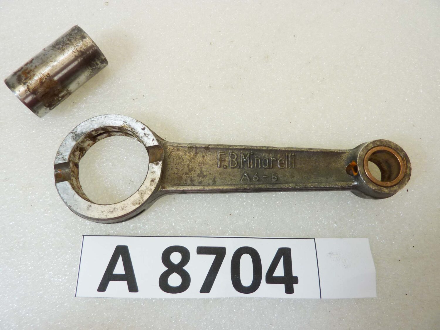 Biella FB Minarelli A6 5 lungh 132 mm diam int 12 mm 29 mm nuovo fondo di magazzino
