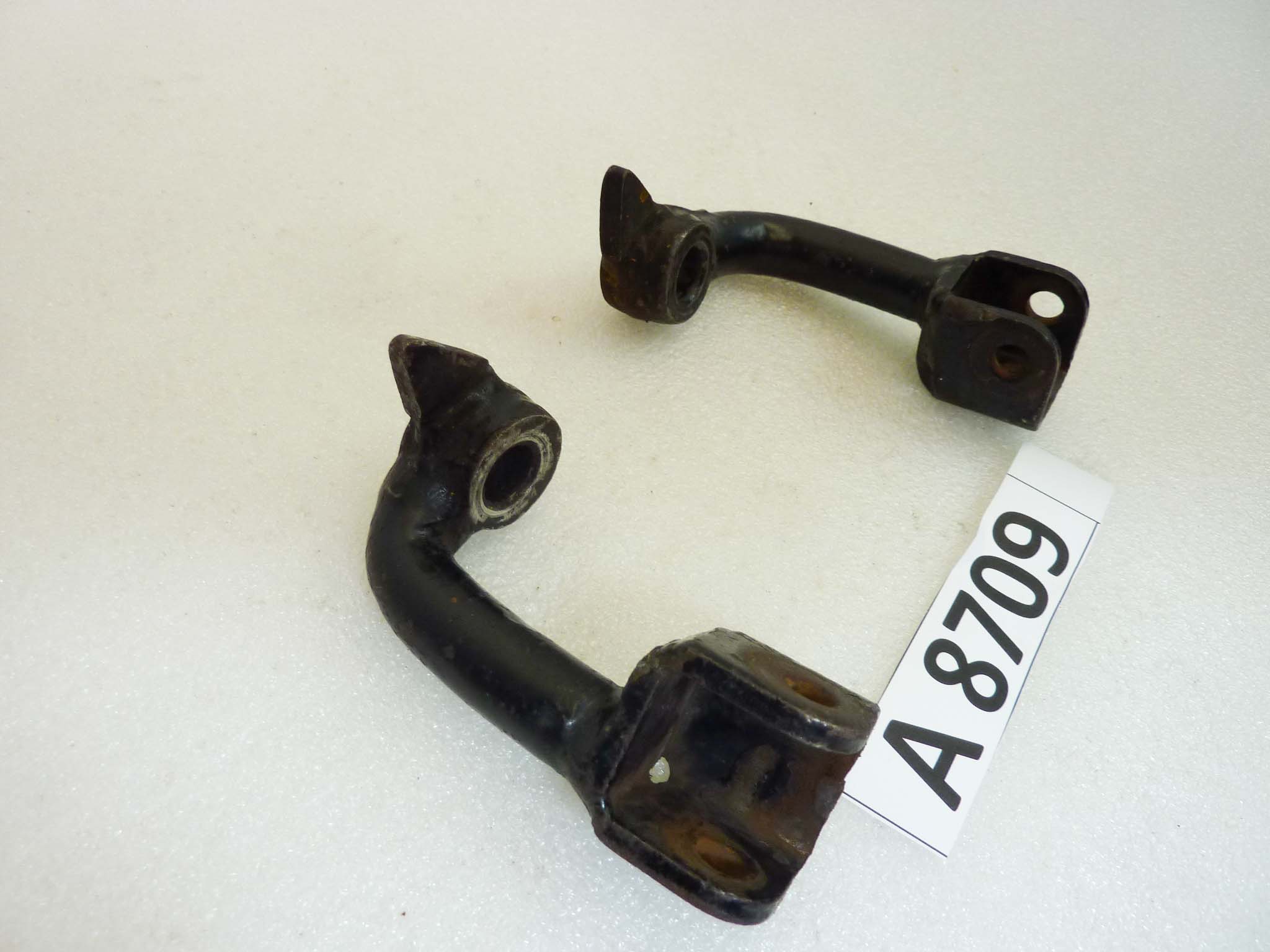 Coppia steffe poggia piedi pedane Honda CB 750 Four - immagine 3