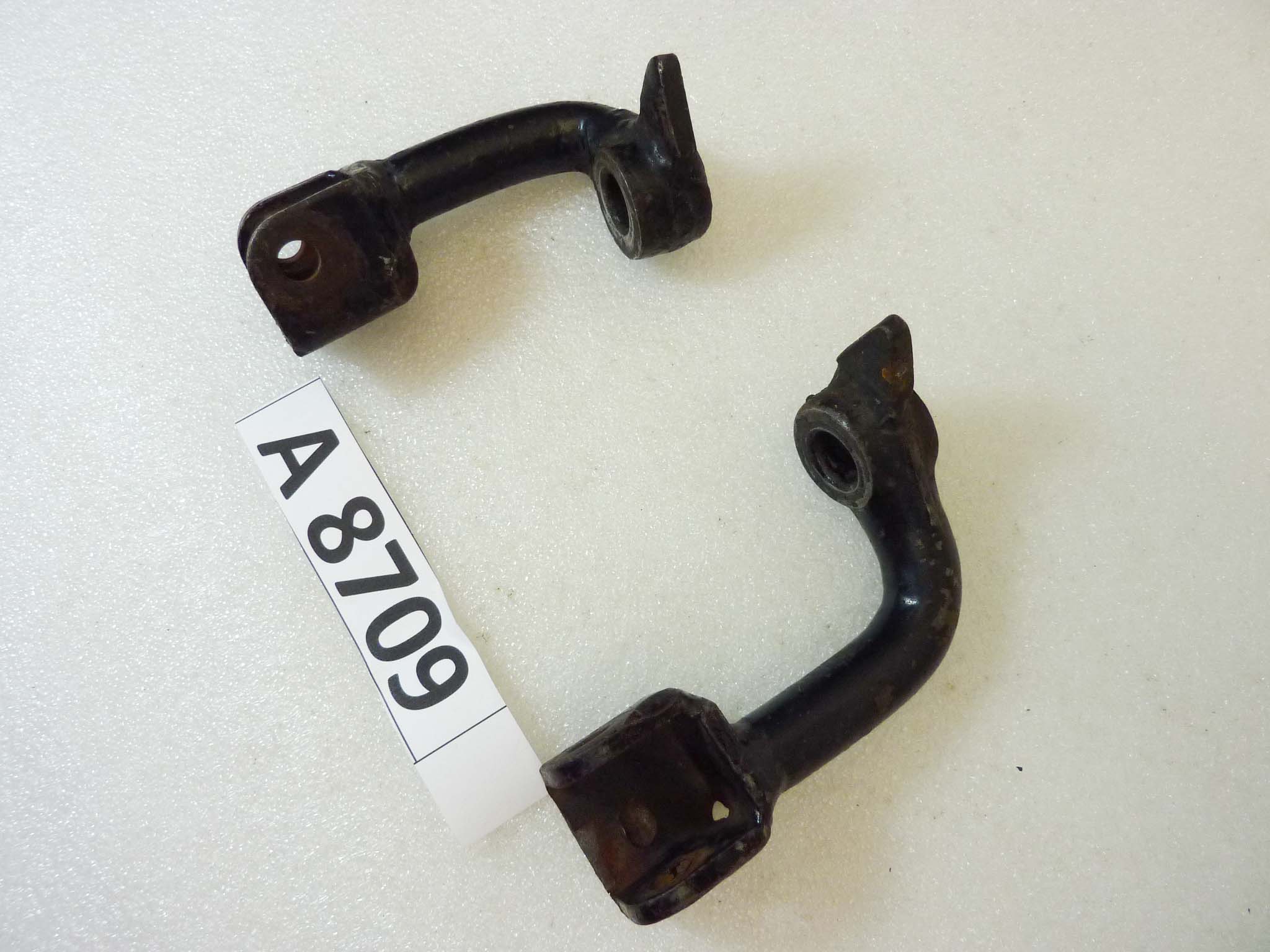 Coppia steffe poggia piedi pedane Honda CB 750 Four - immagine 4