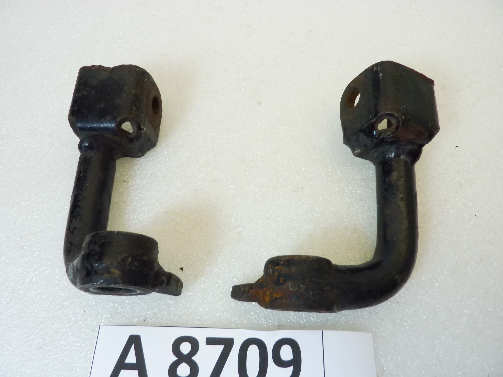 Coppia steffe poggia piedi pedane Honda CB 750 Four - immagine 5