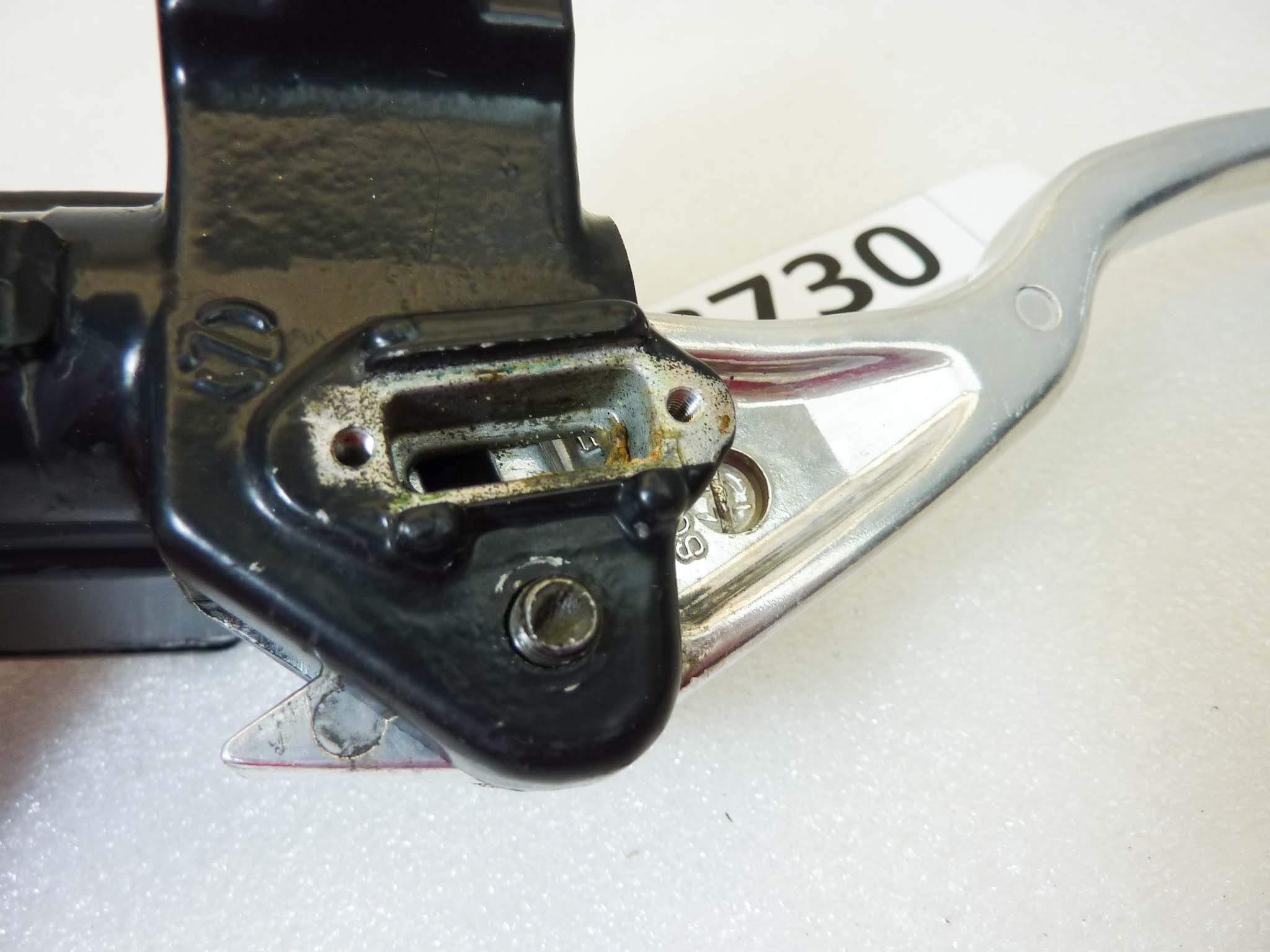 Pompa freno anteriore leva Suzuki GSX 750 R 1985 - 1987 5/8 1A4 da revisionare - immagine 5