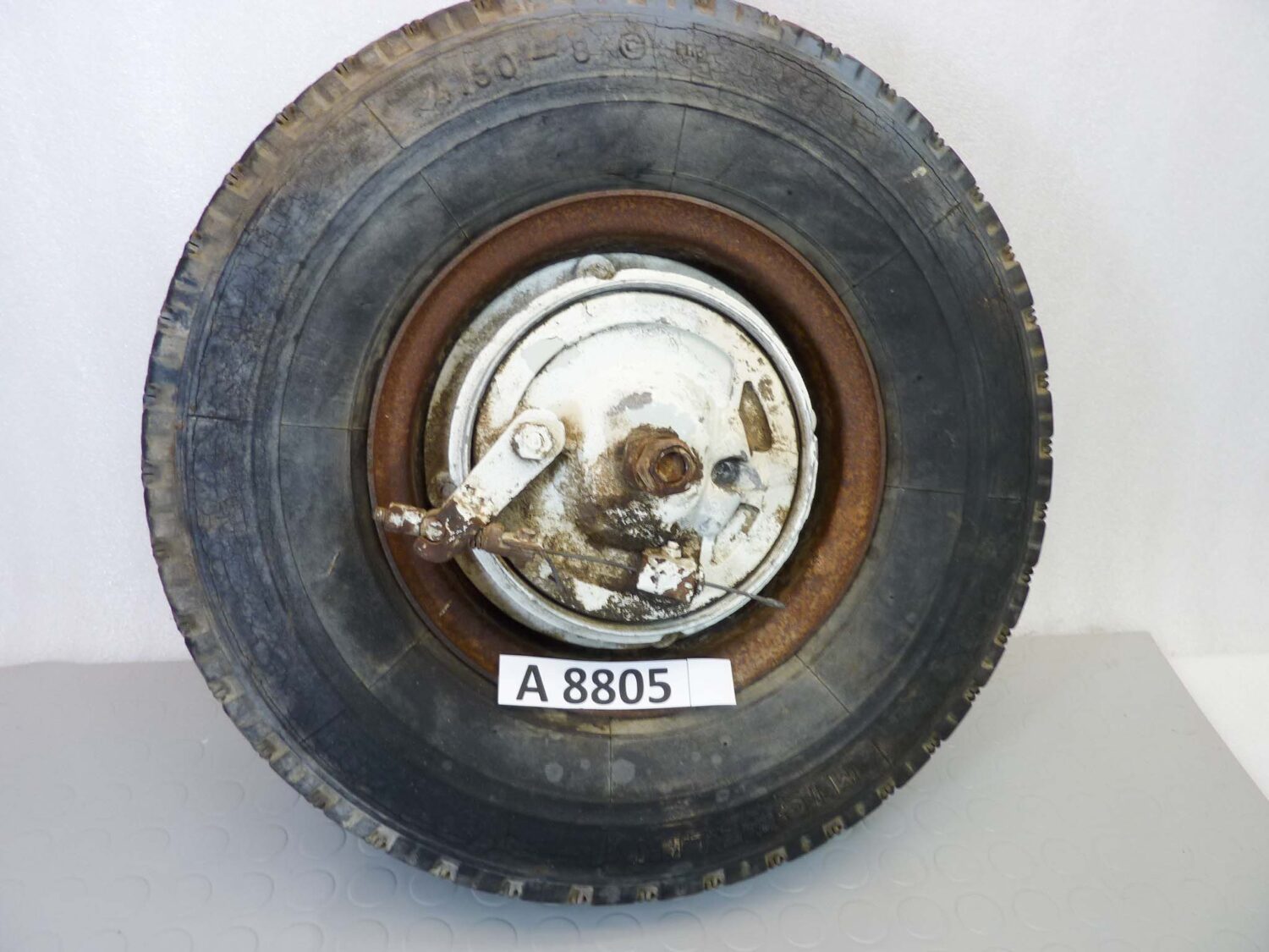 Ruota Lambretta Motocarro gomma 4.5 8 VEDI FOTO