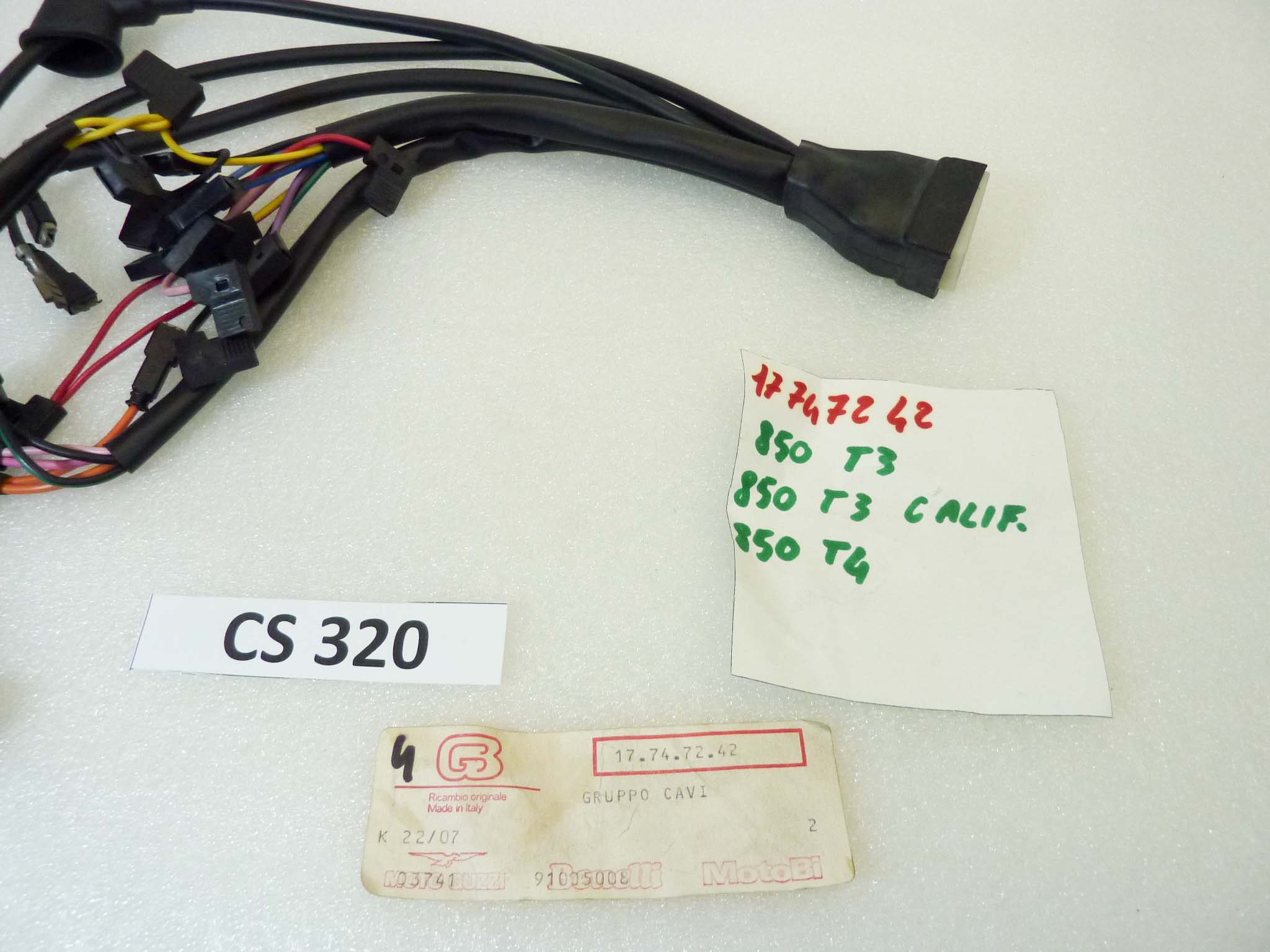 Impianto elettrico Guzzi 850 T3 California T4 cod 17747242 treccia cablaggio nuovo fondo di magazzino - immagine 2